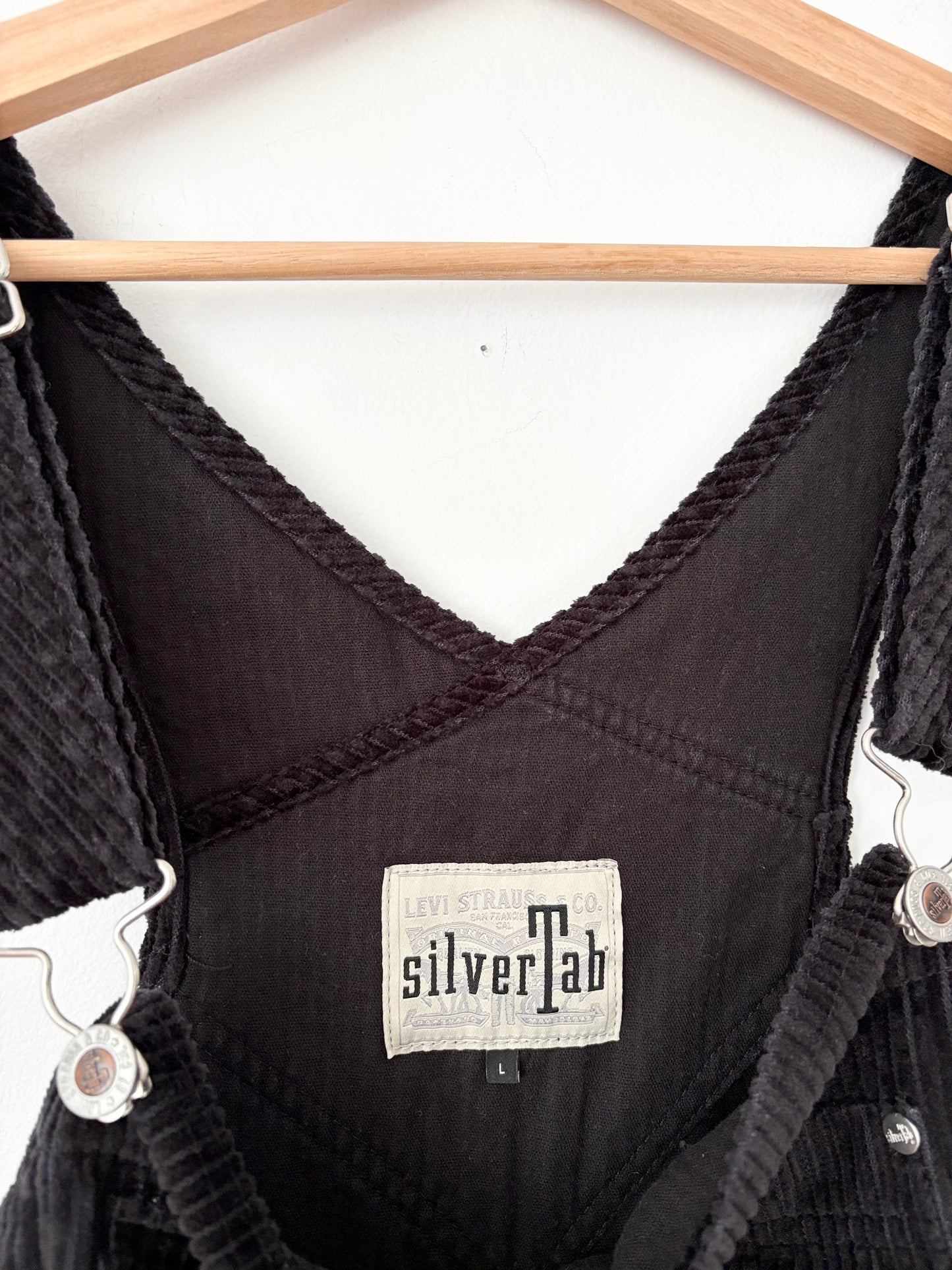 Levis silvertab black corduroy overalls L/XL