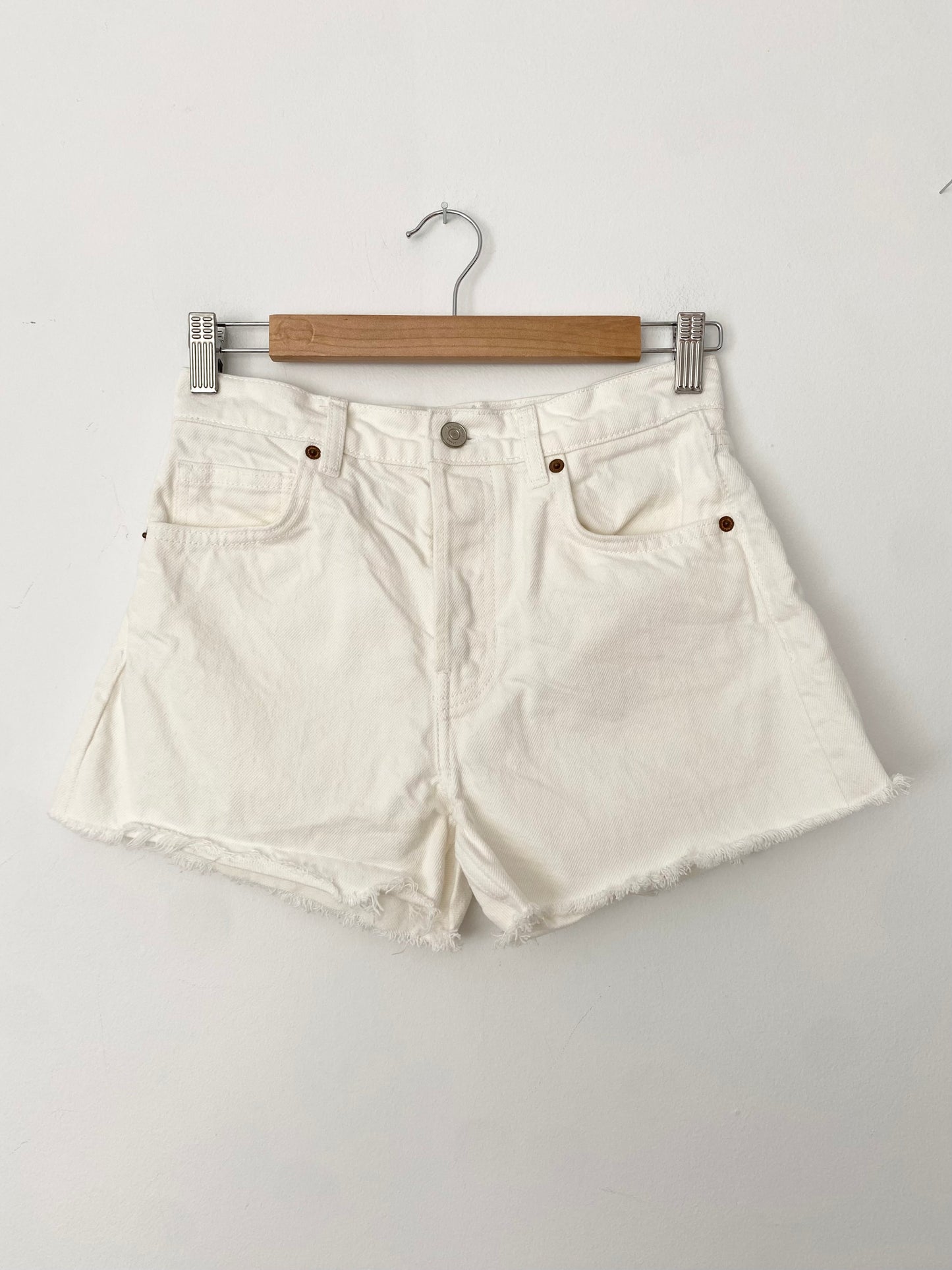 Reformation Charlie high rise jean shorts W25