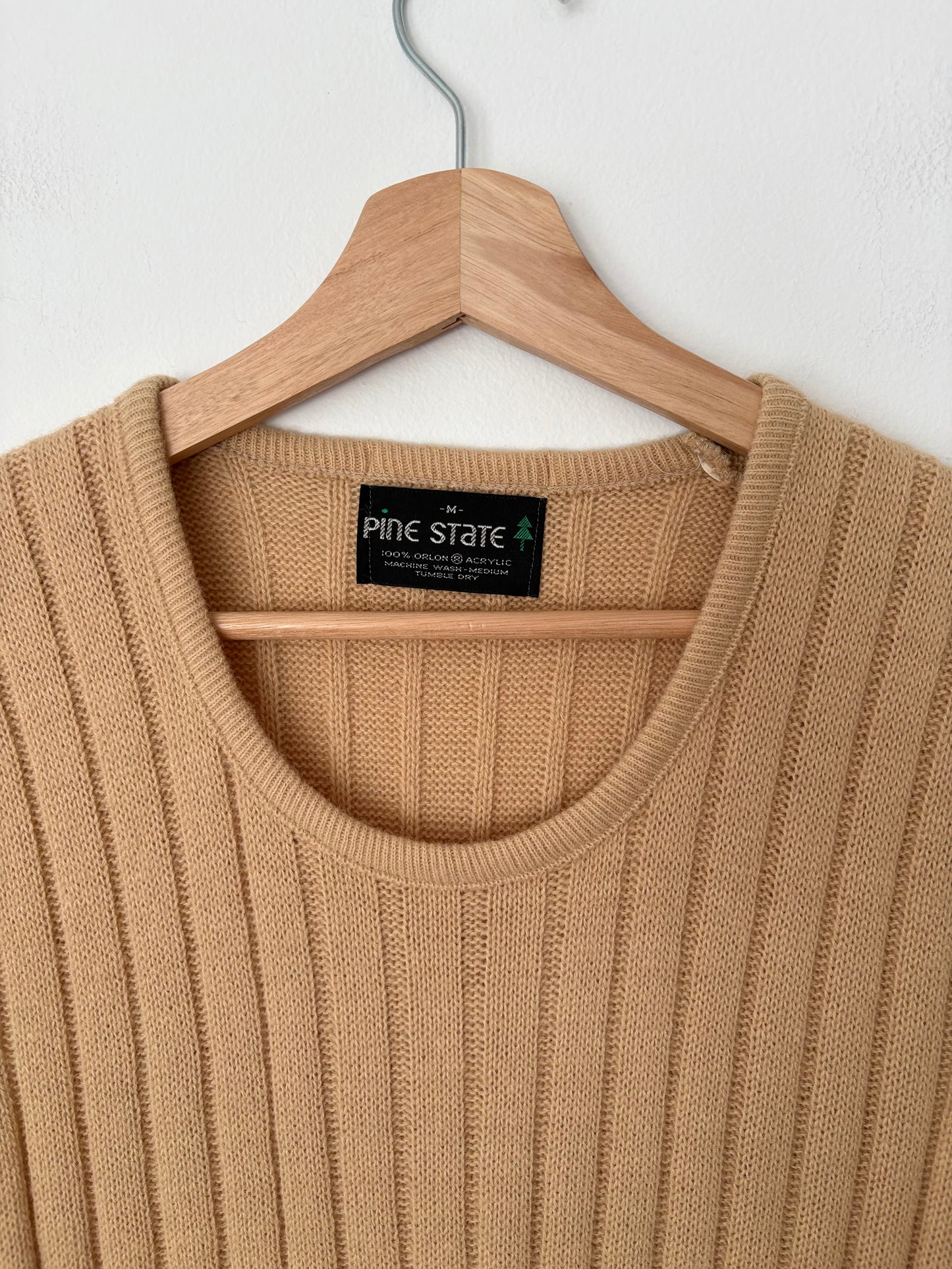 Vintage knit vest Medium