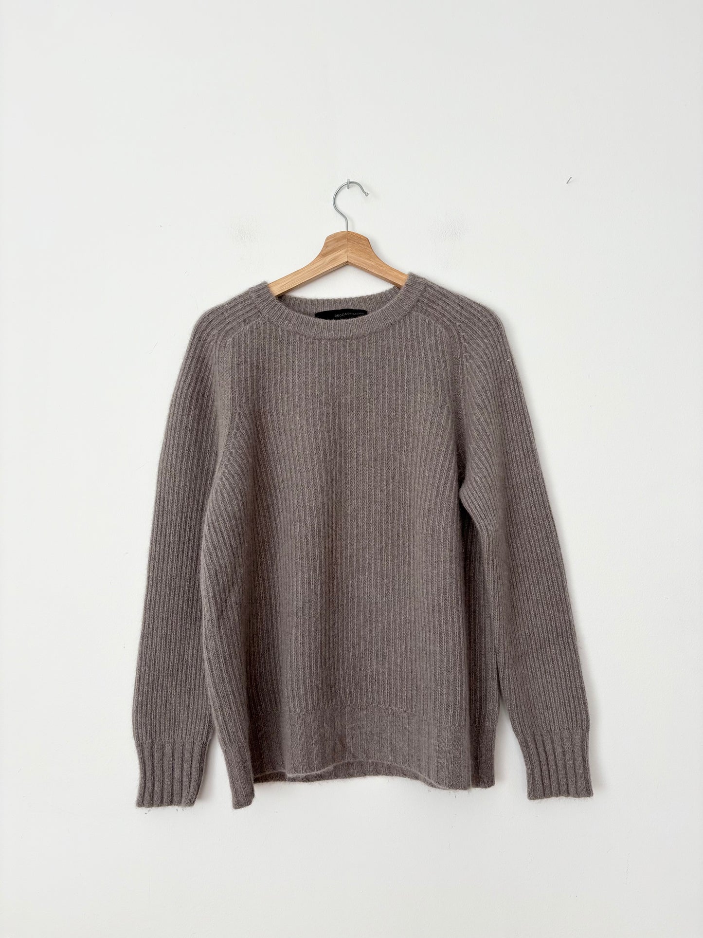 360 cashmere boxy sweater Medium