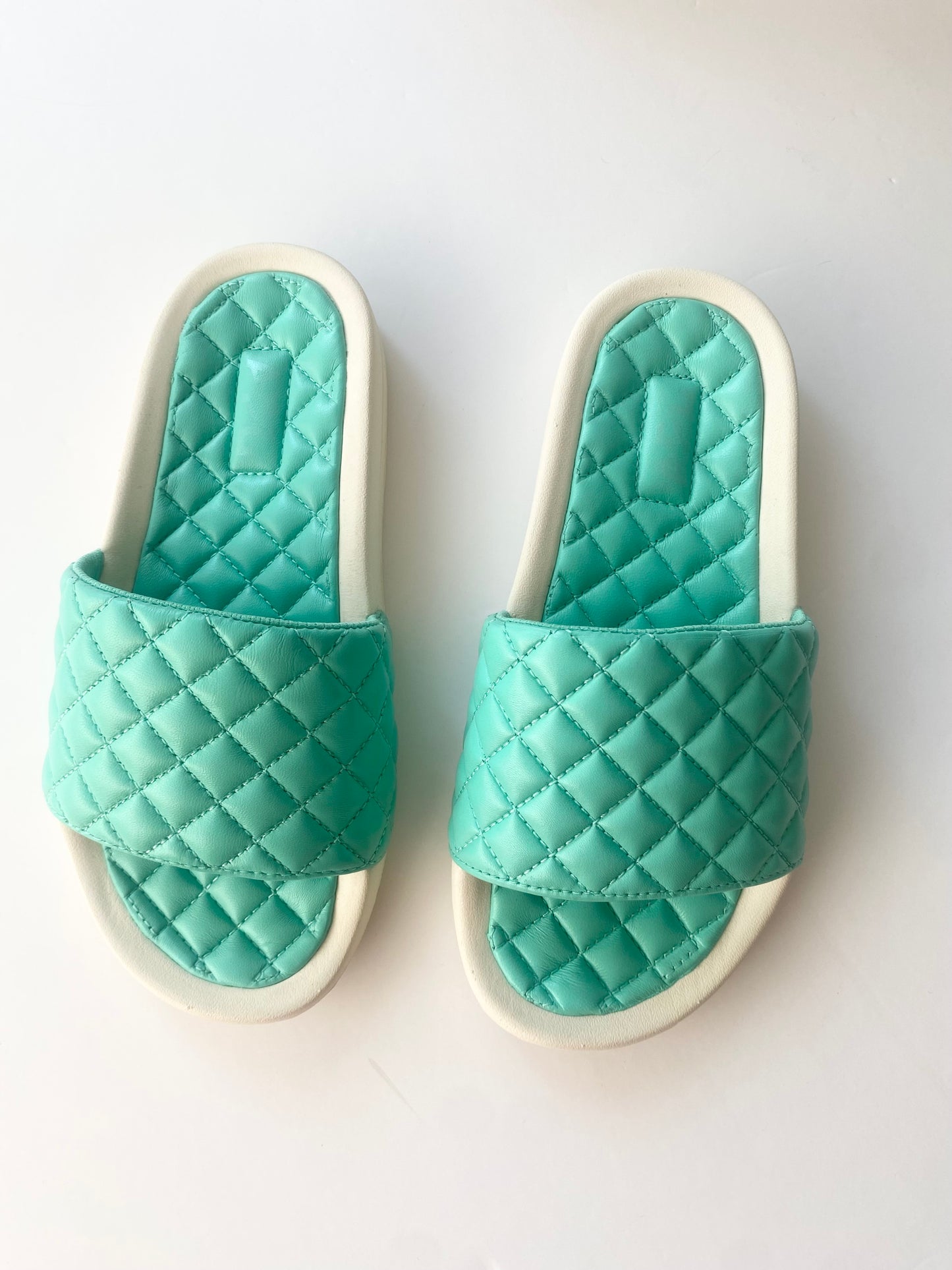APL Lusso leather slides EUR35