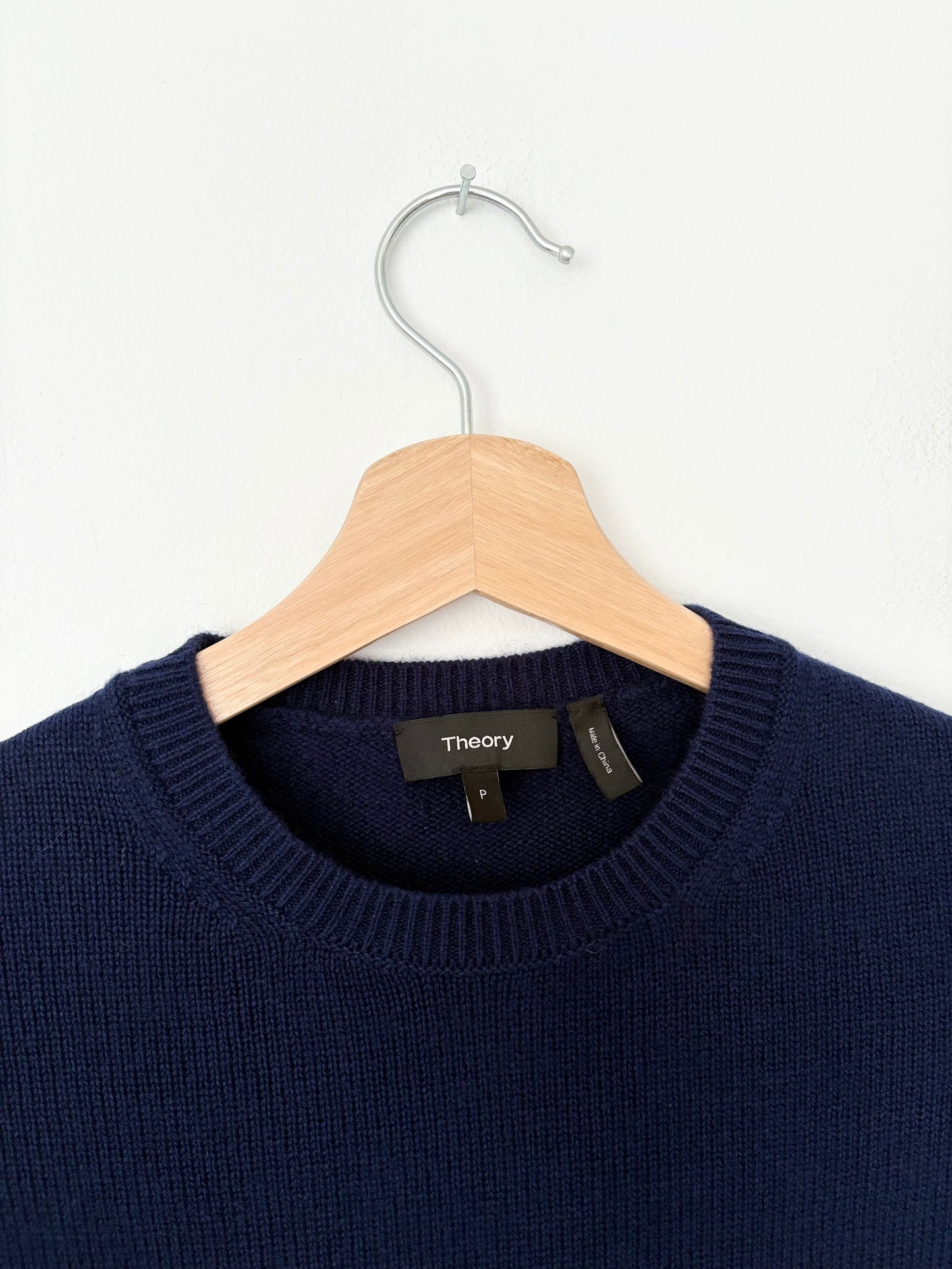 Theory Kaylenna cashmere sweater Small