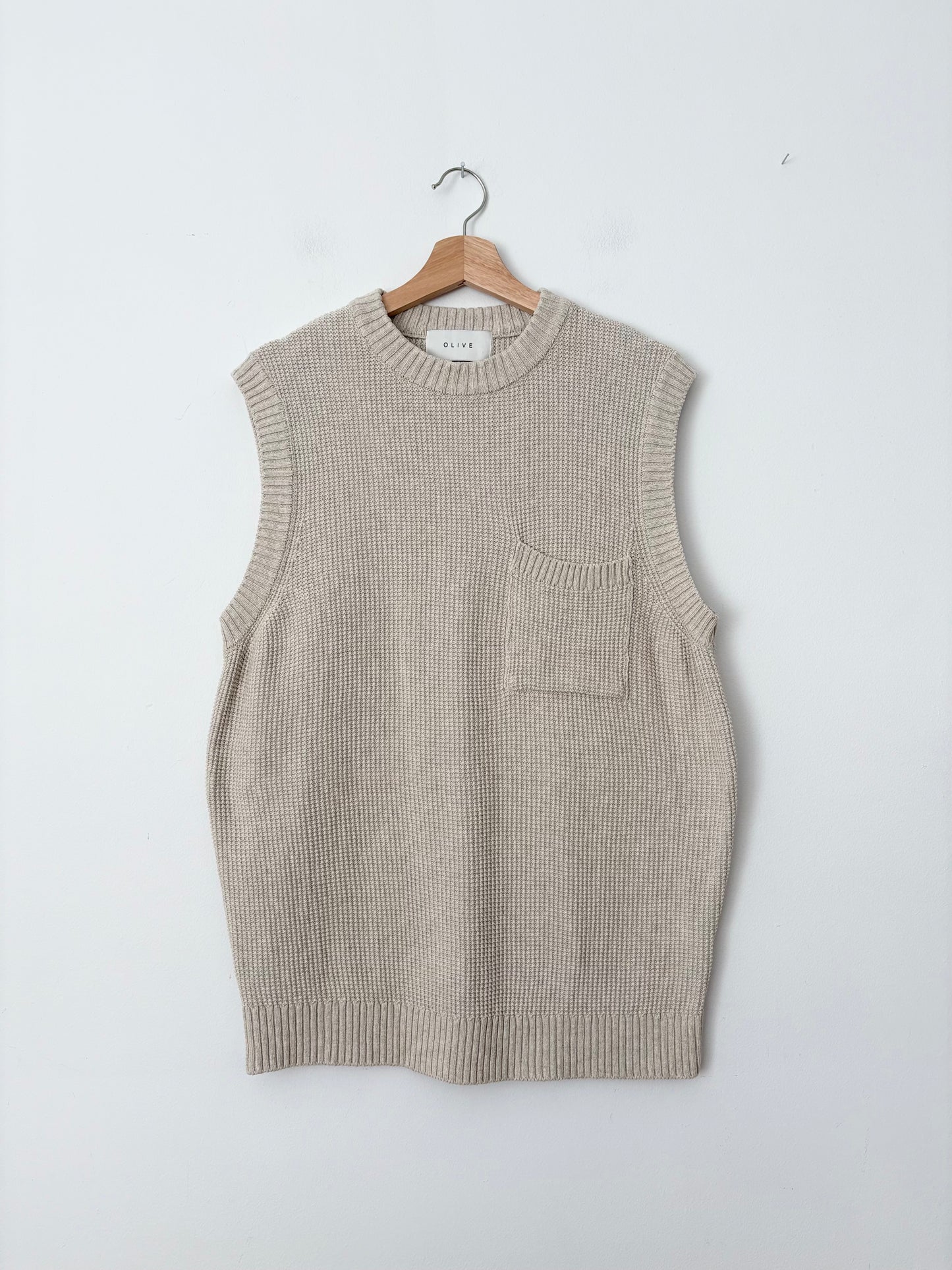 Olive knit sleeveless sweater L/XL