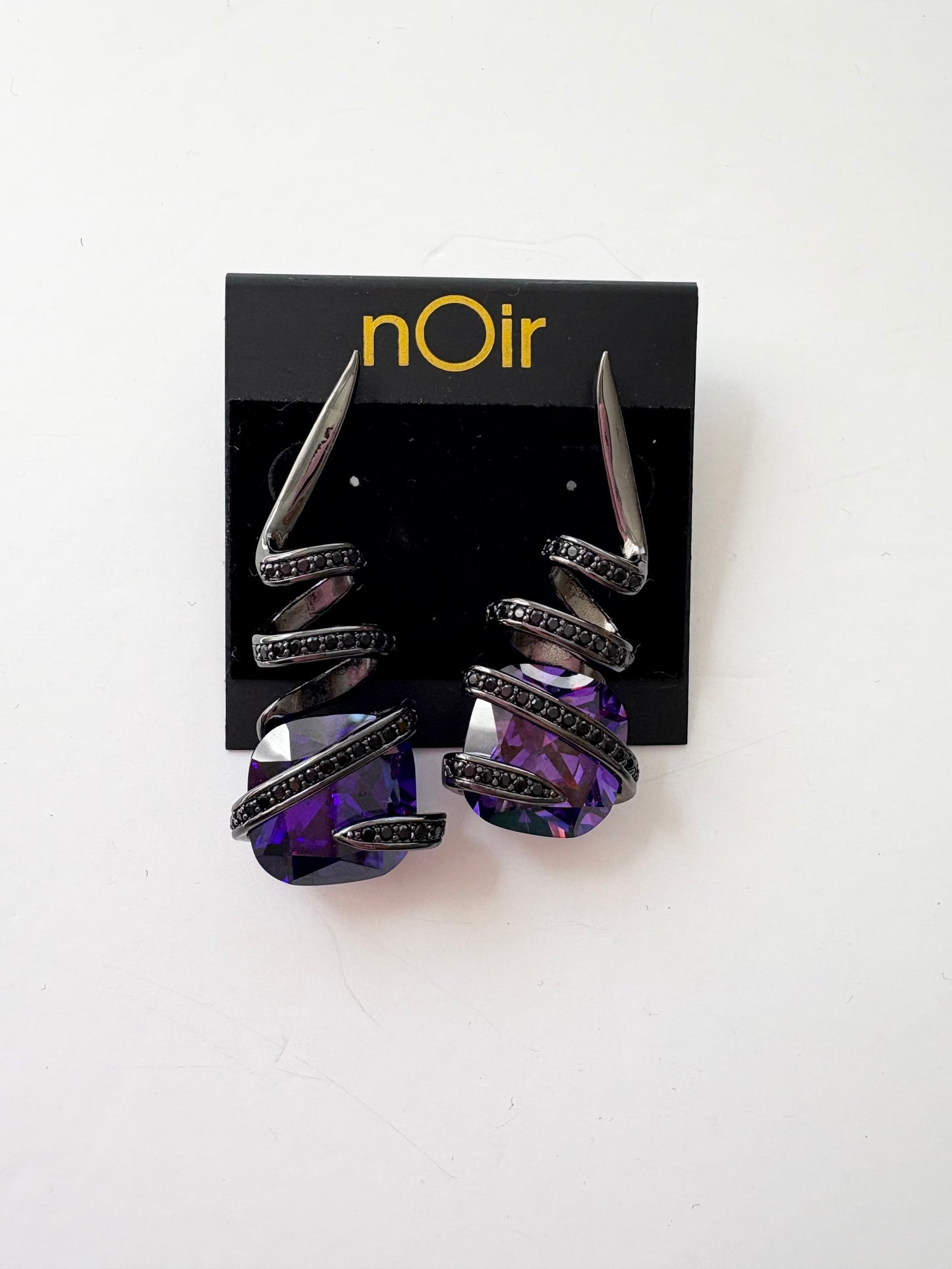 Noir NYC Leza spiral hugging earrings
