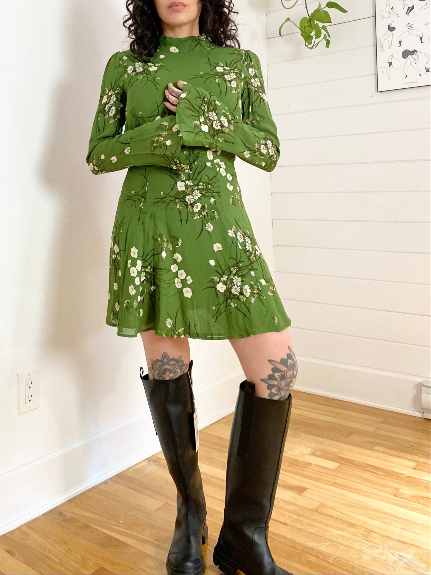 Reformation Persis floral mini dress Medium