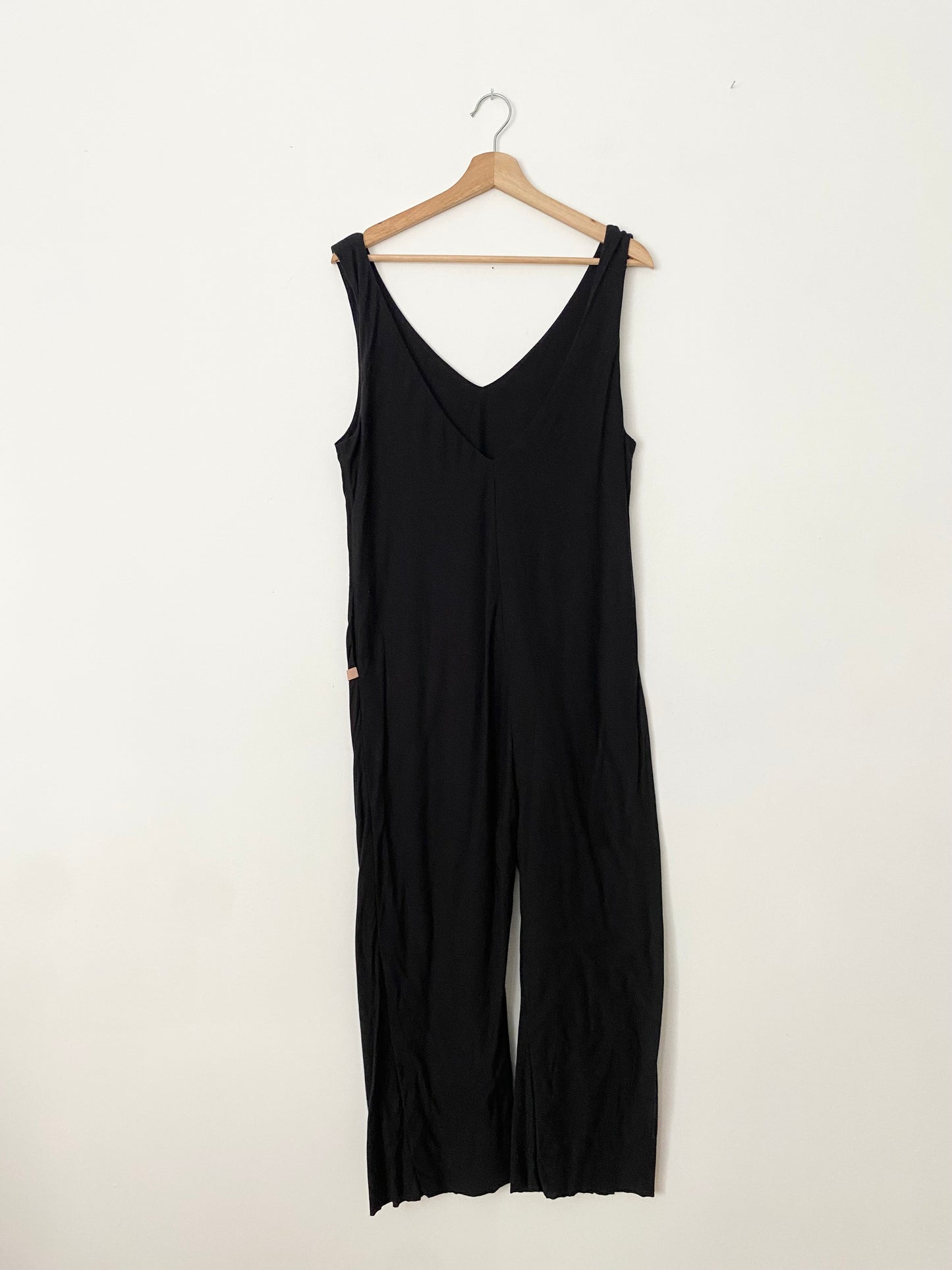 Lunya Restore pima double V jumpsuit Small