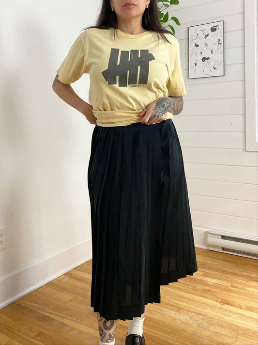 Jupe midi plissée noire vintage W26