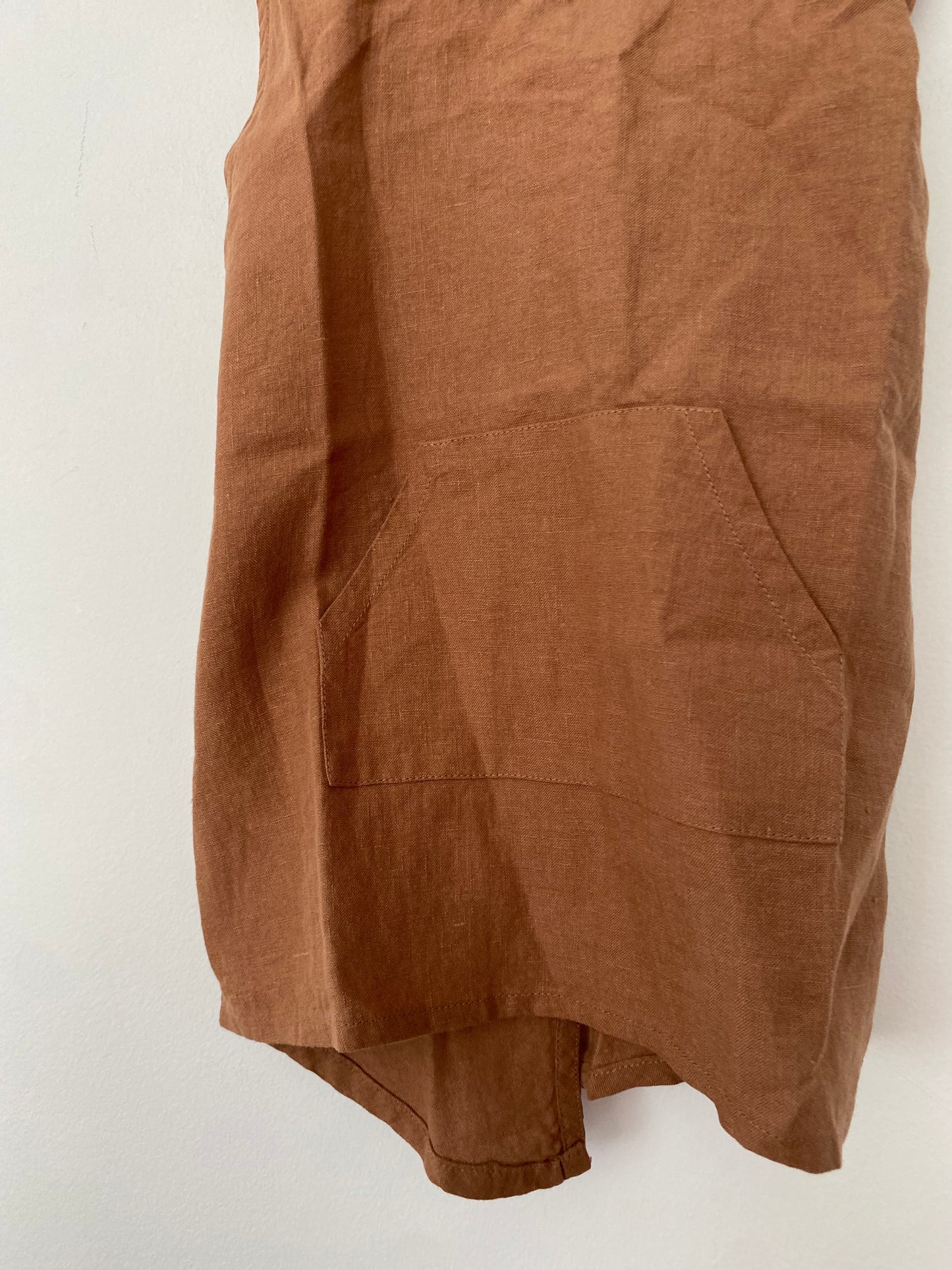The simple folk linen apron 2/4Y
