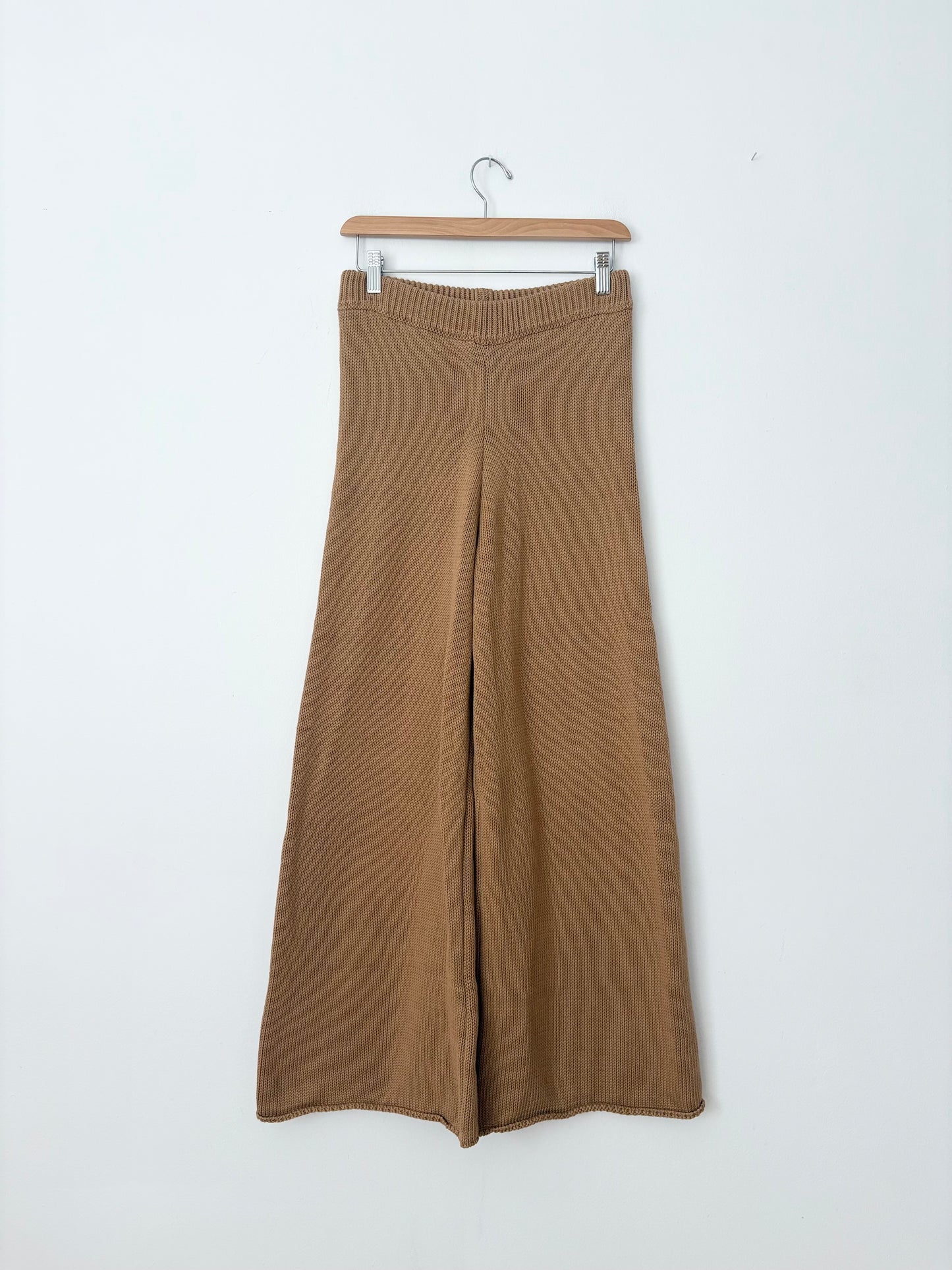 The simple folk wide leg knit trousers *Multiple sizes*