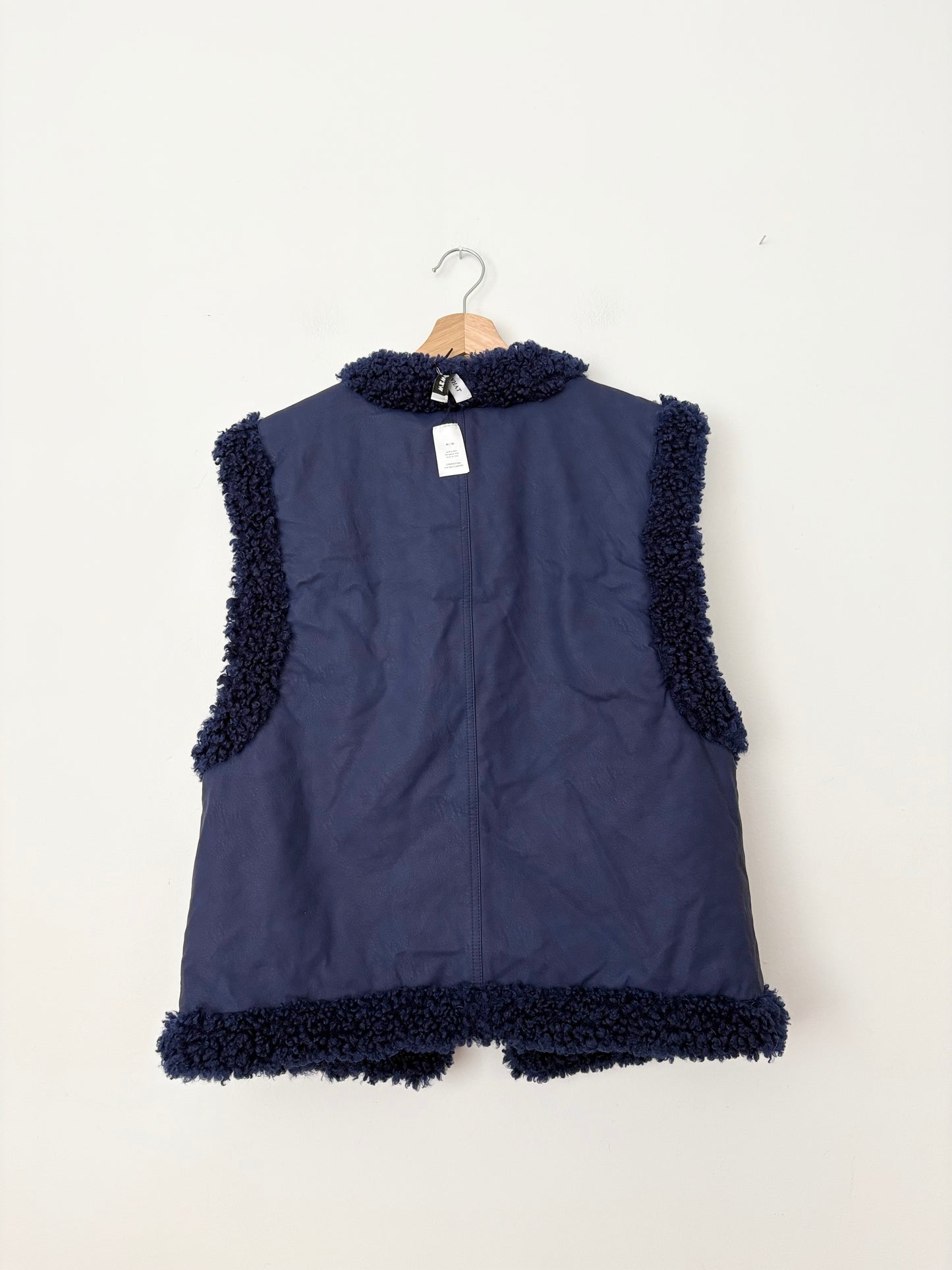 Gilet réversible en sherpa Weworewhat, taille M