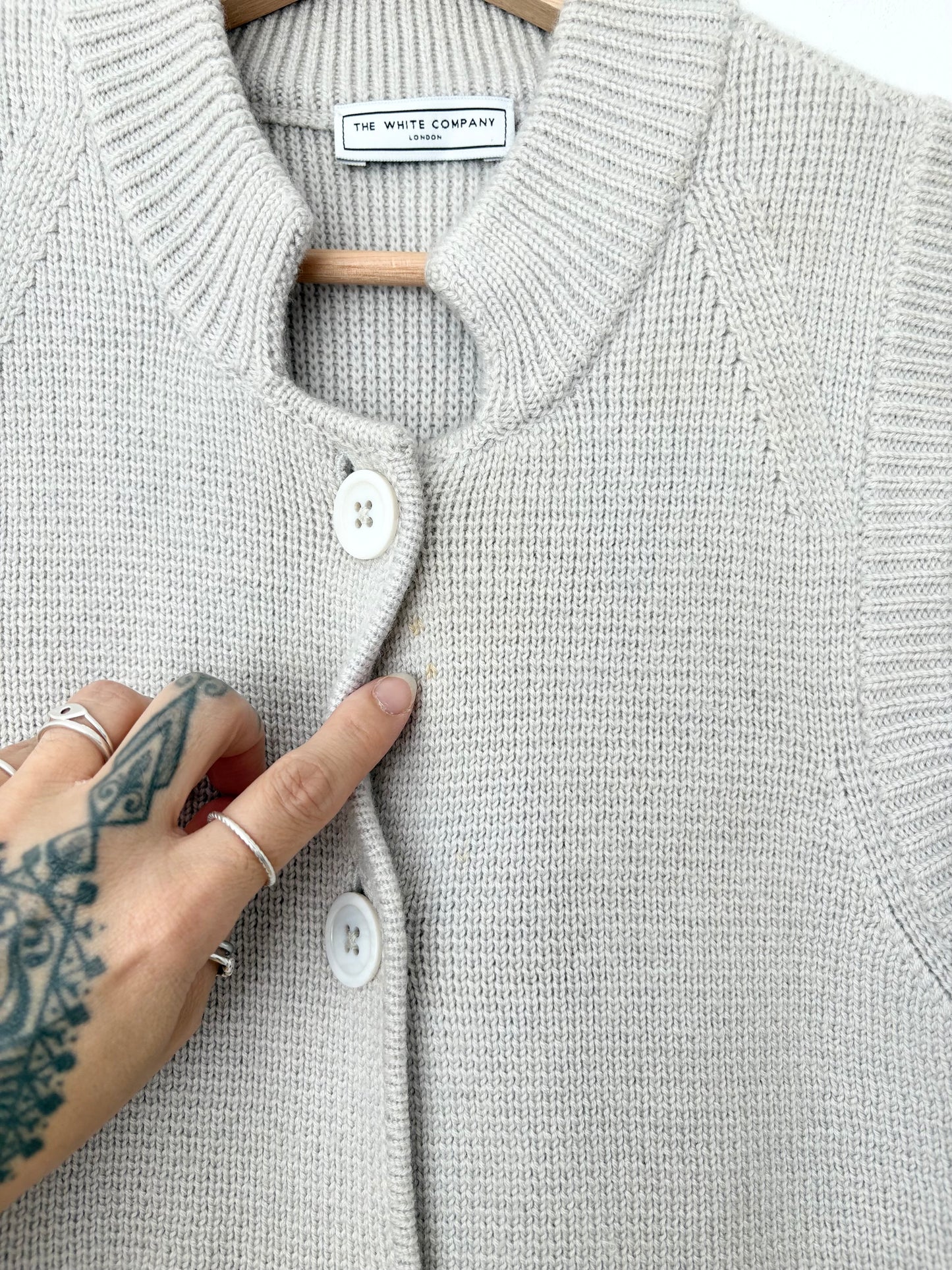 The white company merino wool sleeveless cardigan Small