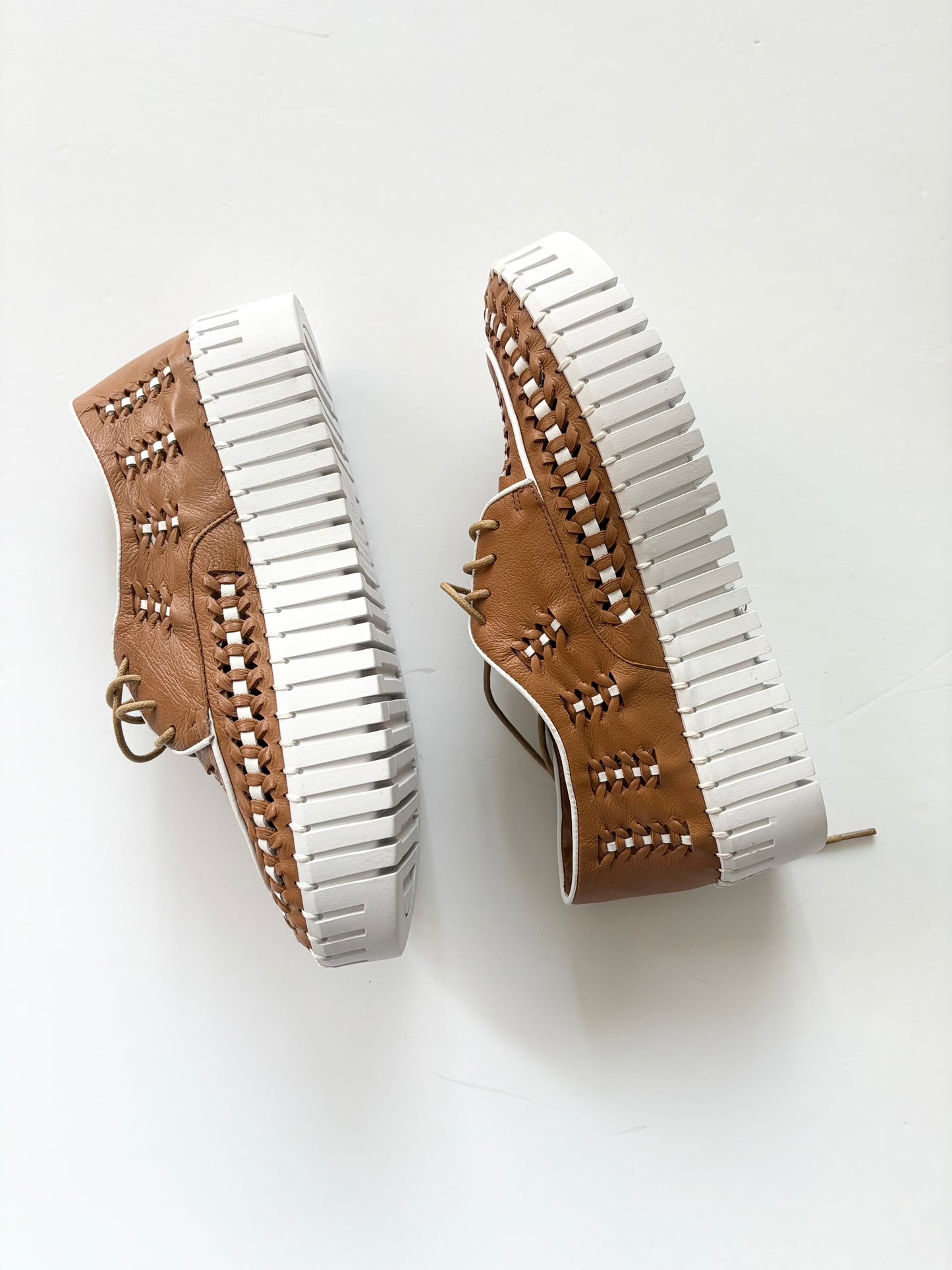 Baskets en cuir Silent D Brodies 36 €