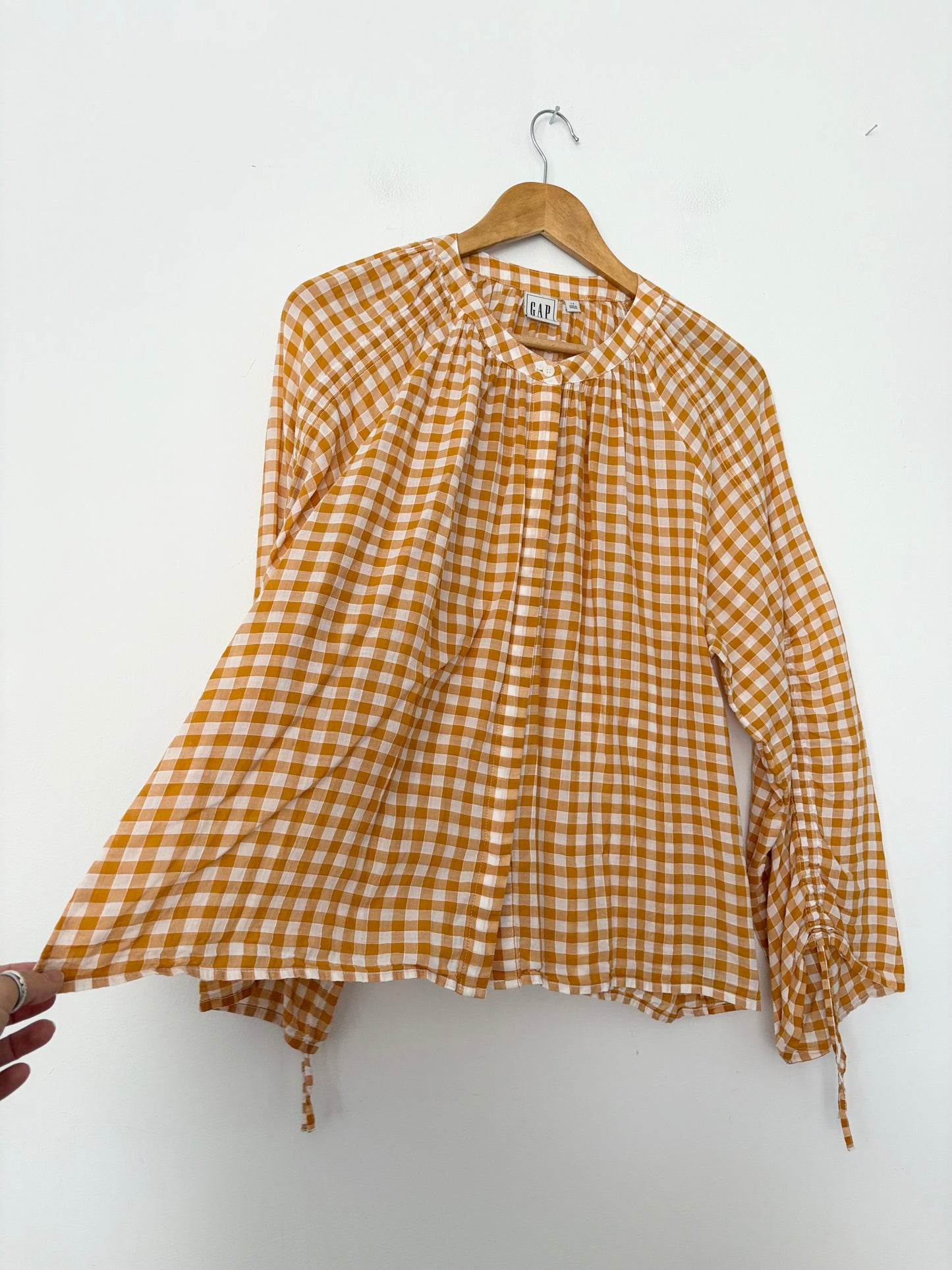 GAP ruched sleeve gingham top Large
