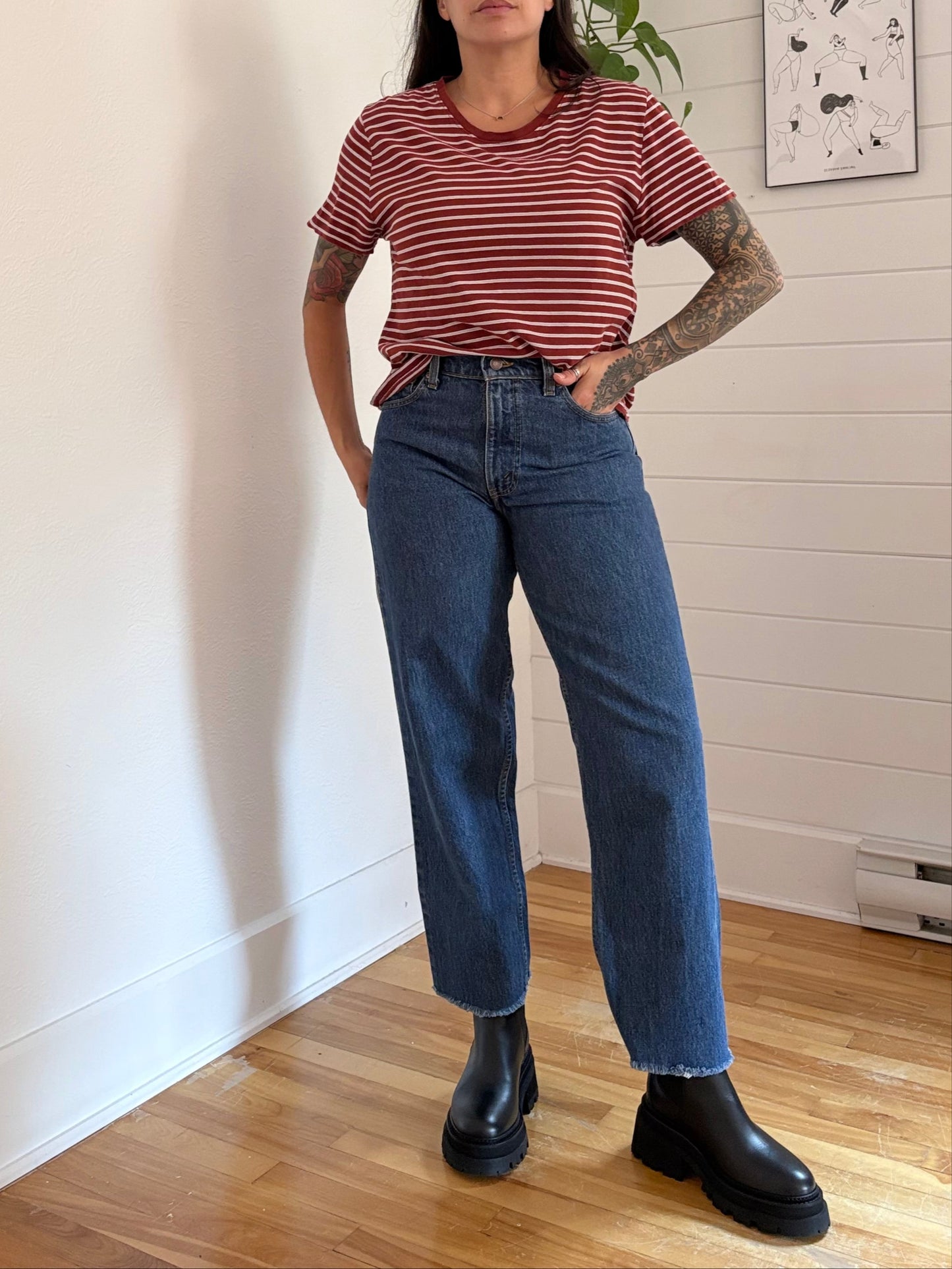 Everlane stripe basic tee Large