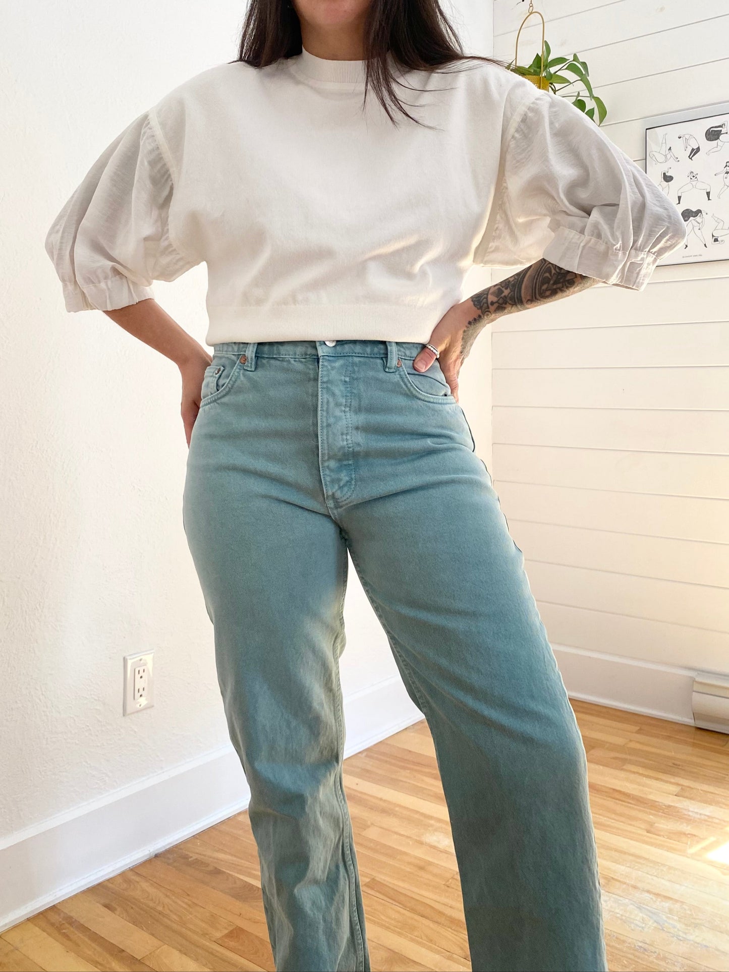 Club Monaco mixed media puff sleeve tee M/L