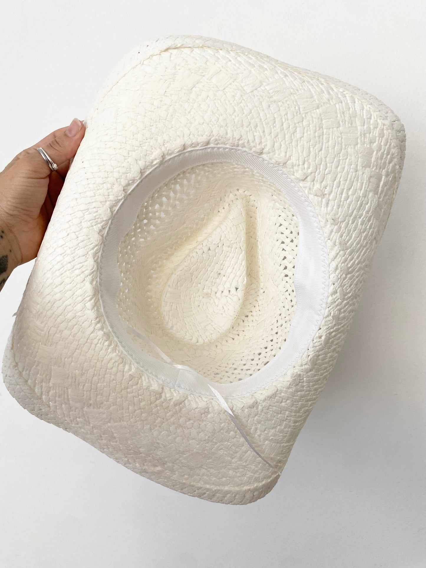 8 other reasons Charli cutout straw rancher O/S