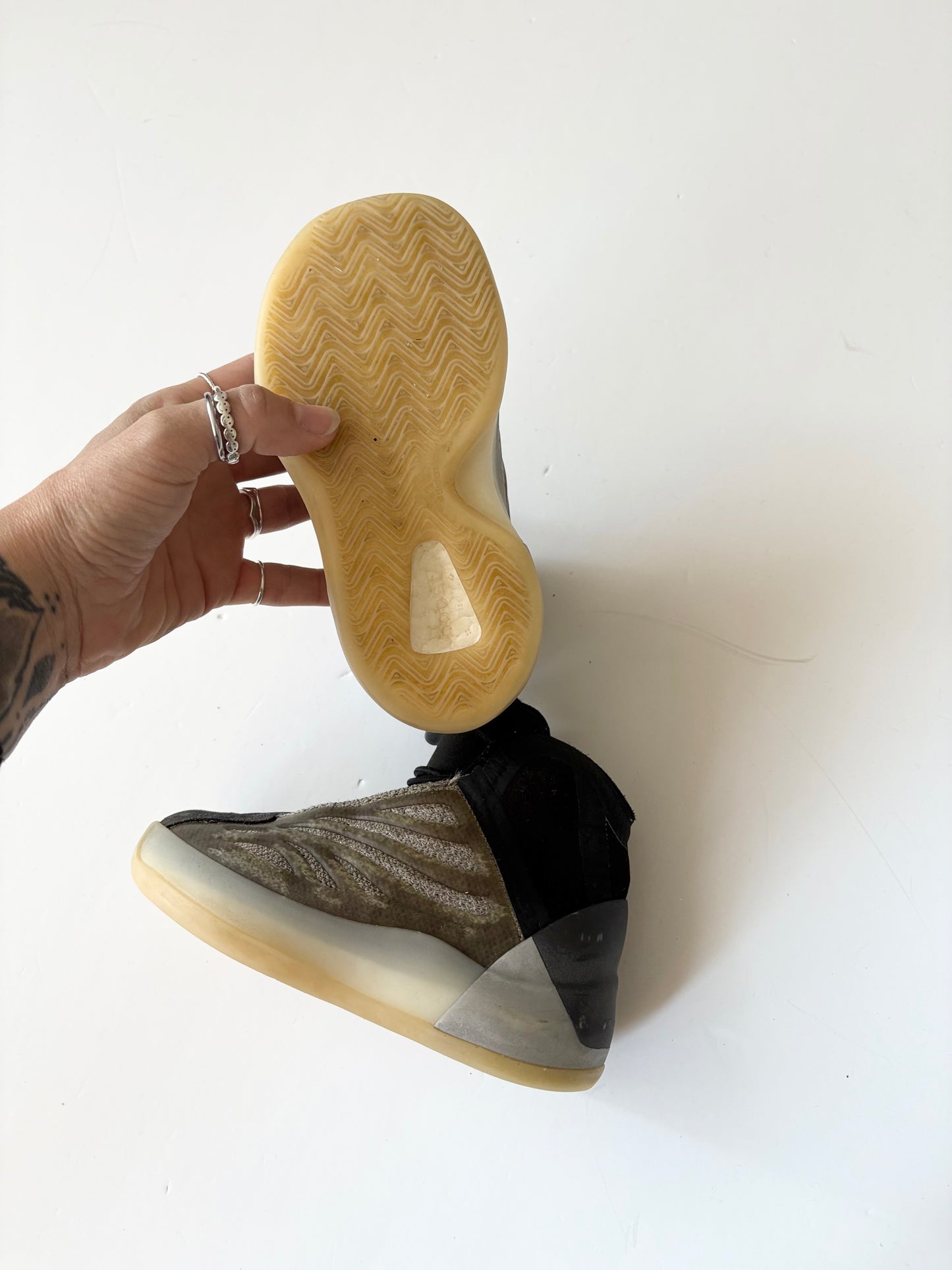 Yeezy quantum ankle sneakers US8