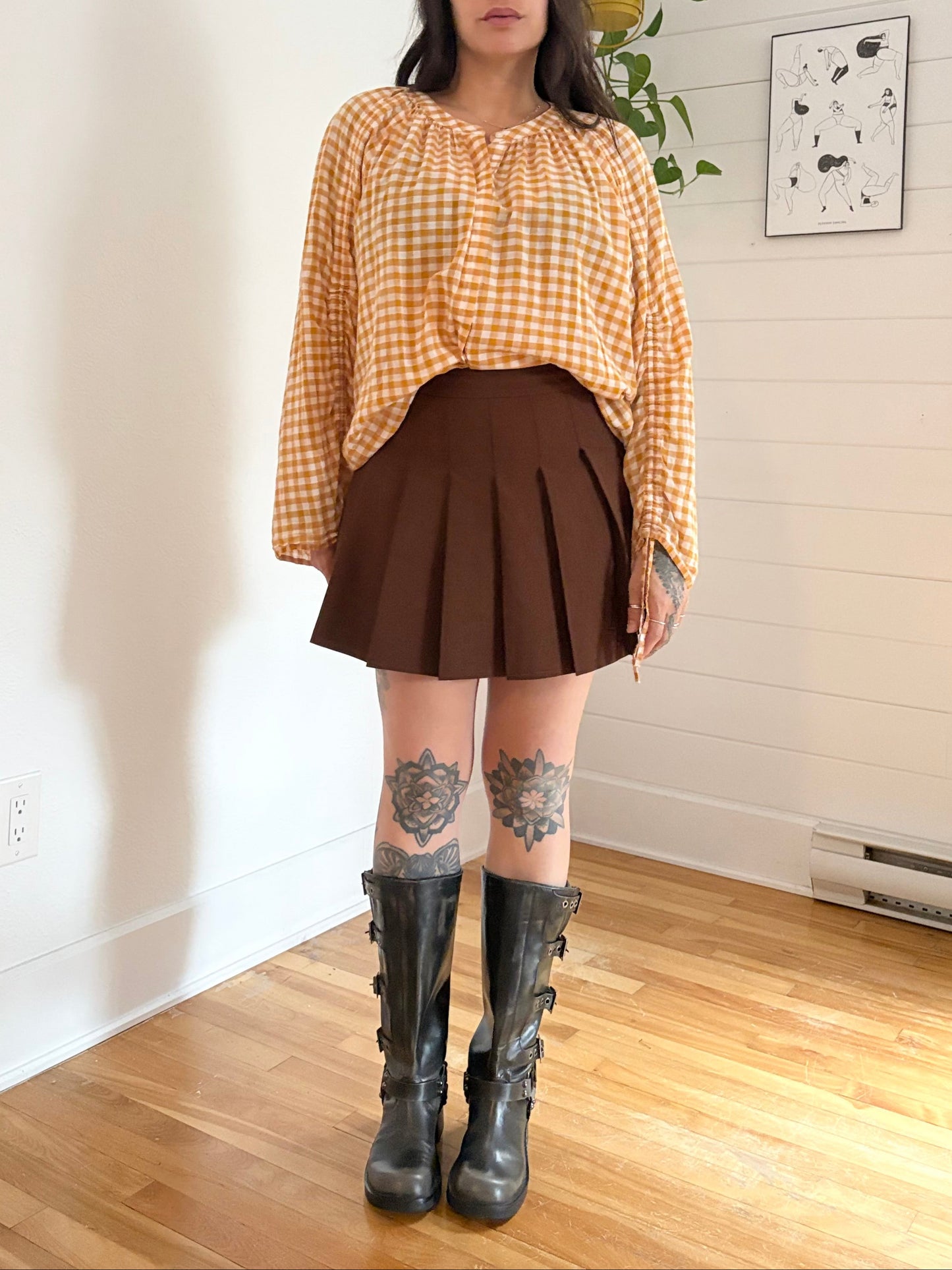 Sunday Best Olive micro skirt Small