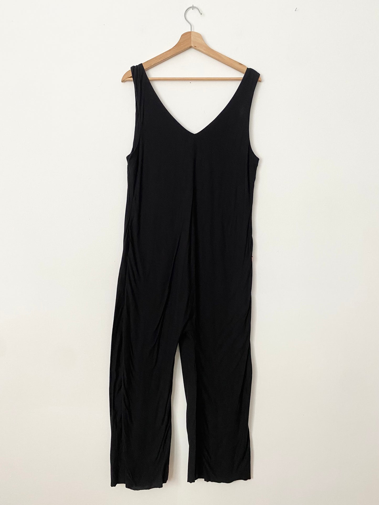 Lunya Restore pima double V jumpsuit Small