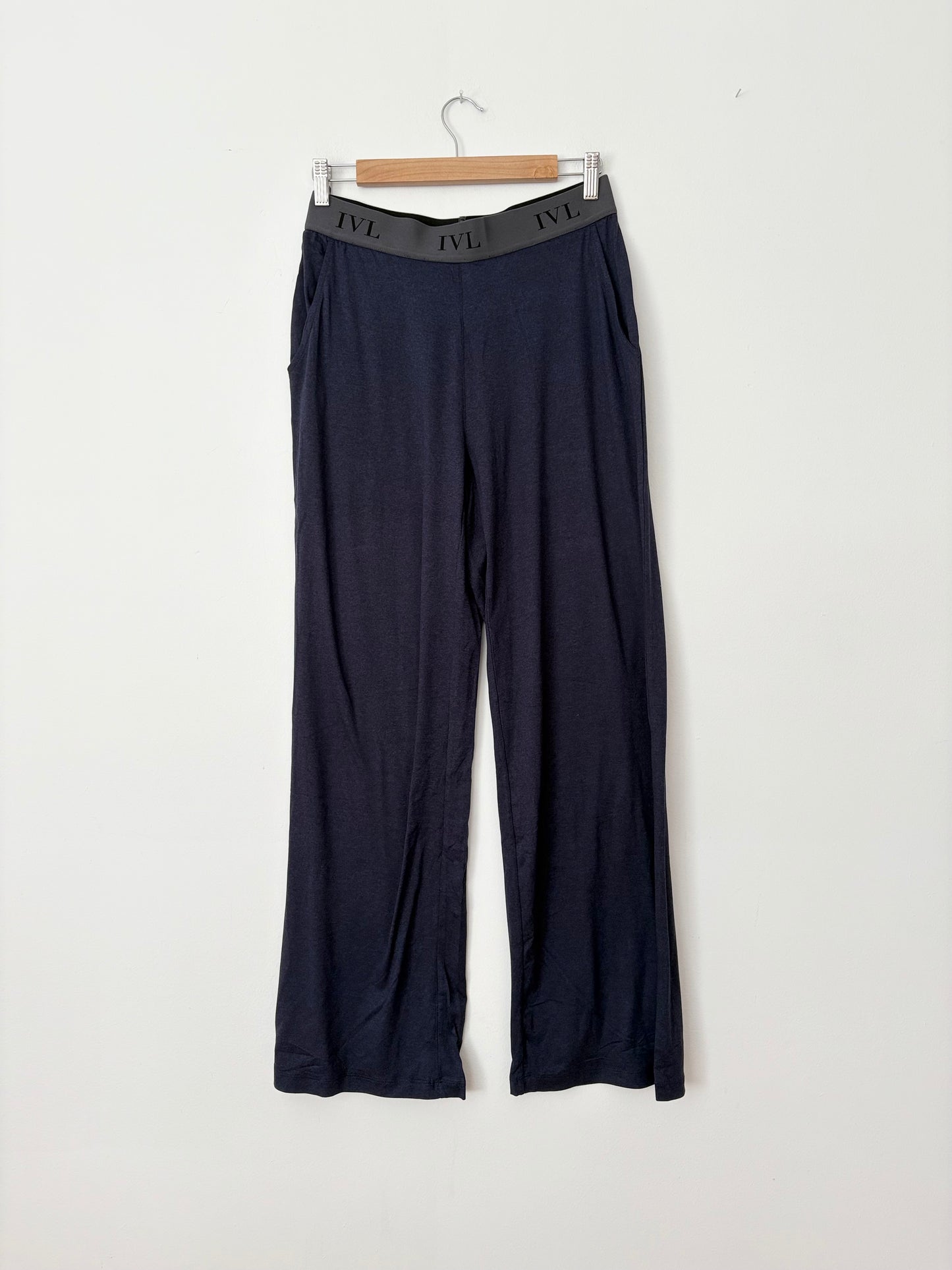 IVL Collective low rise lounge pants Medium