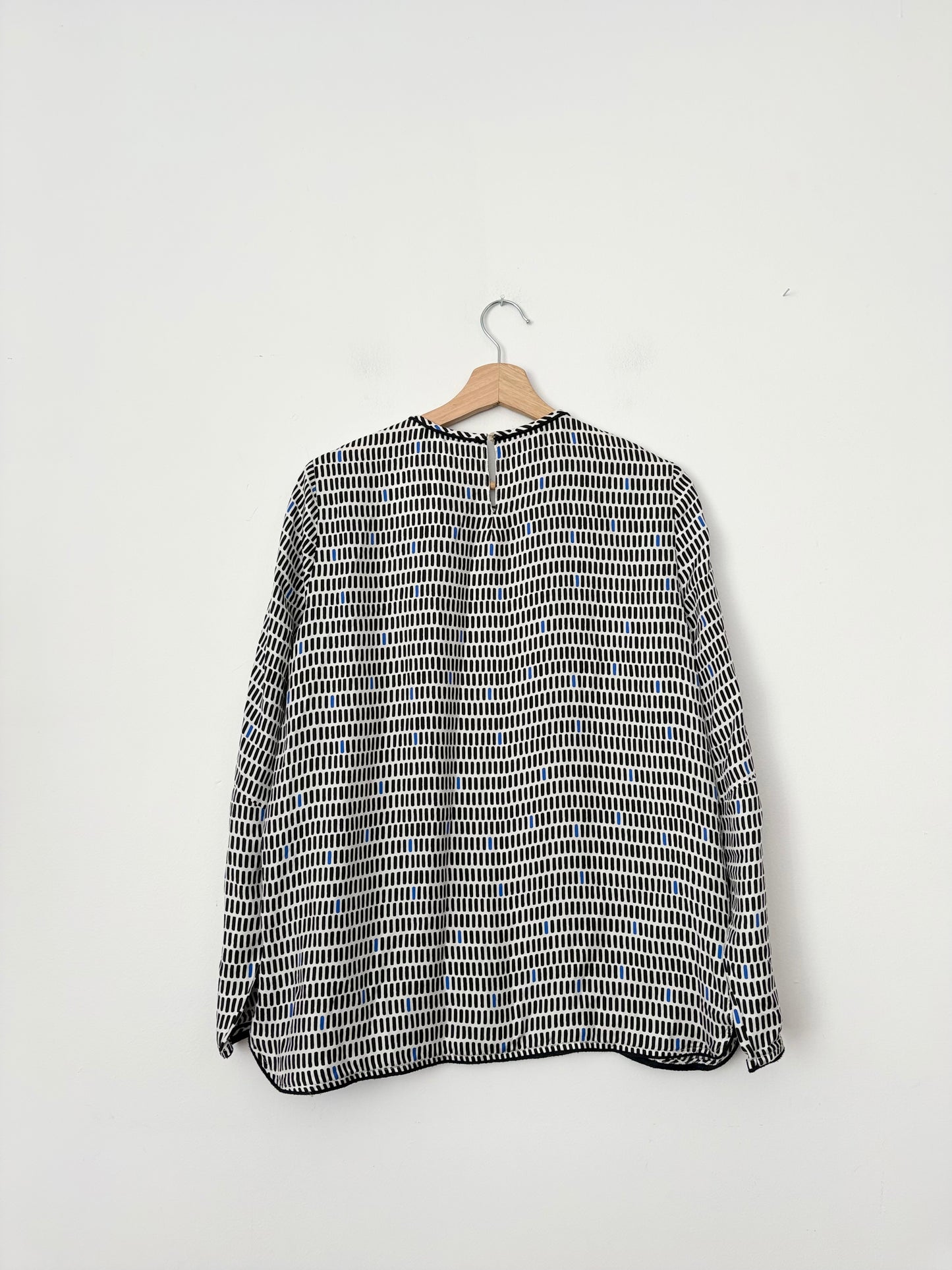 Blouse asymétrique en soie imprimée Maxmara, taille S/M