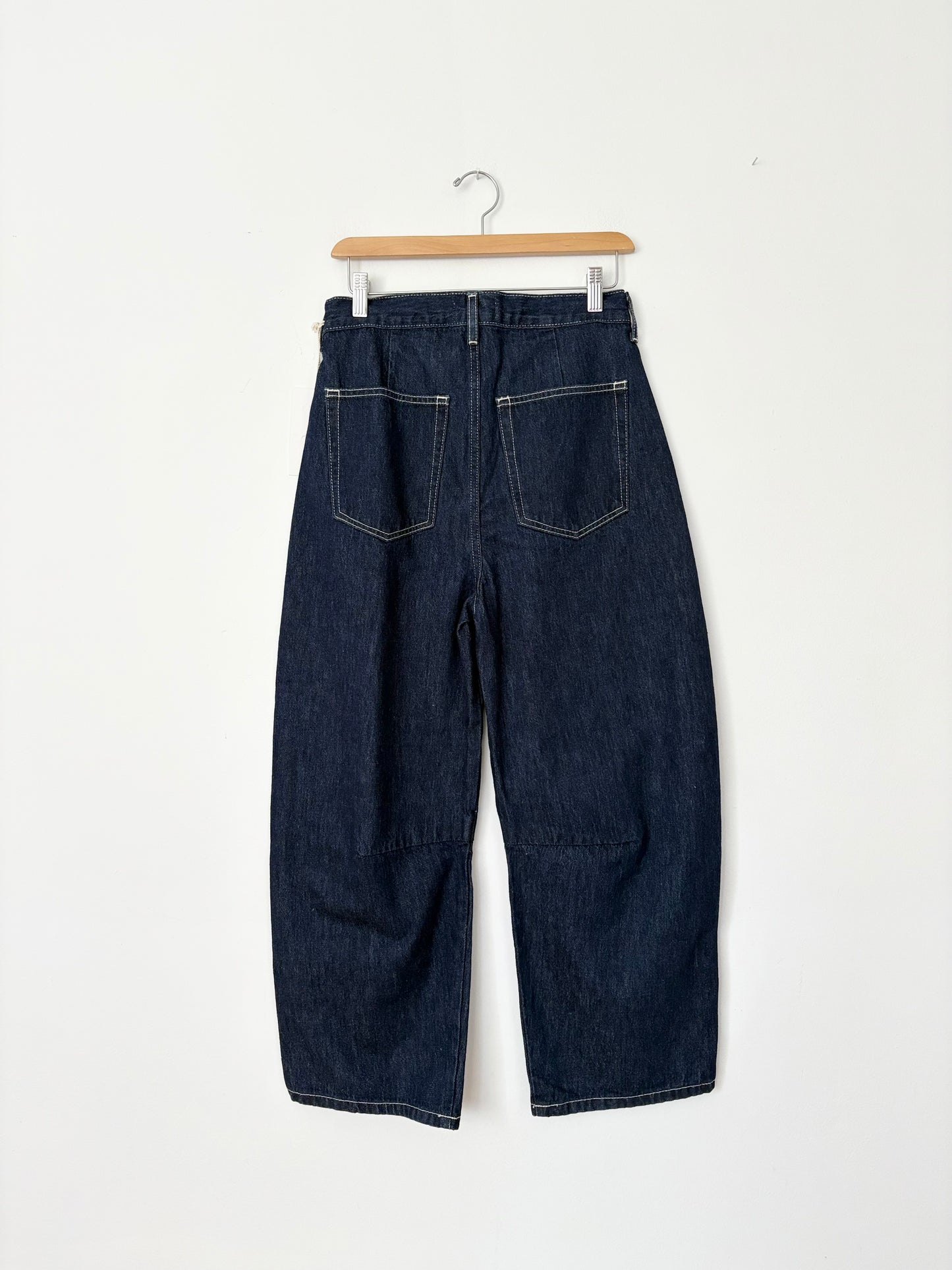 Etica quinn relaxed barrel jeans W25