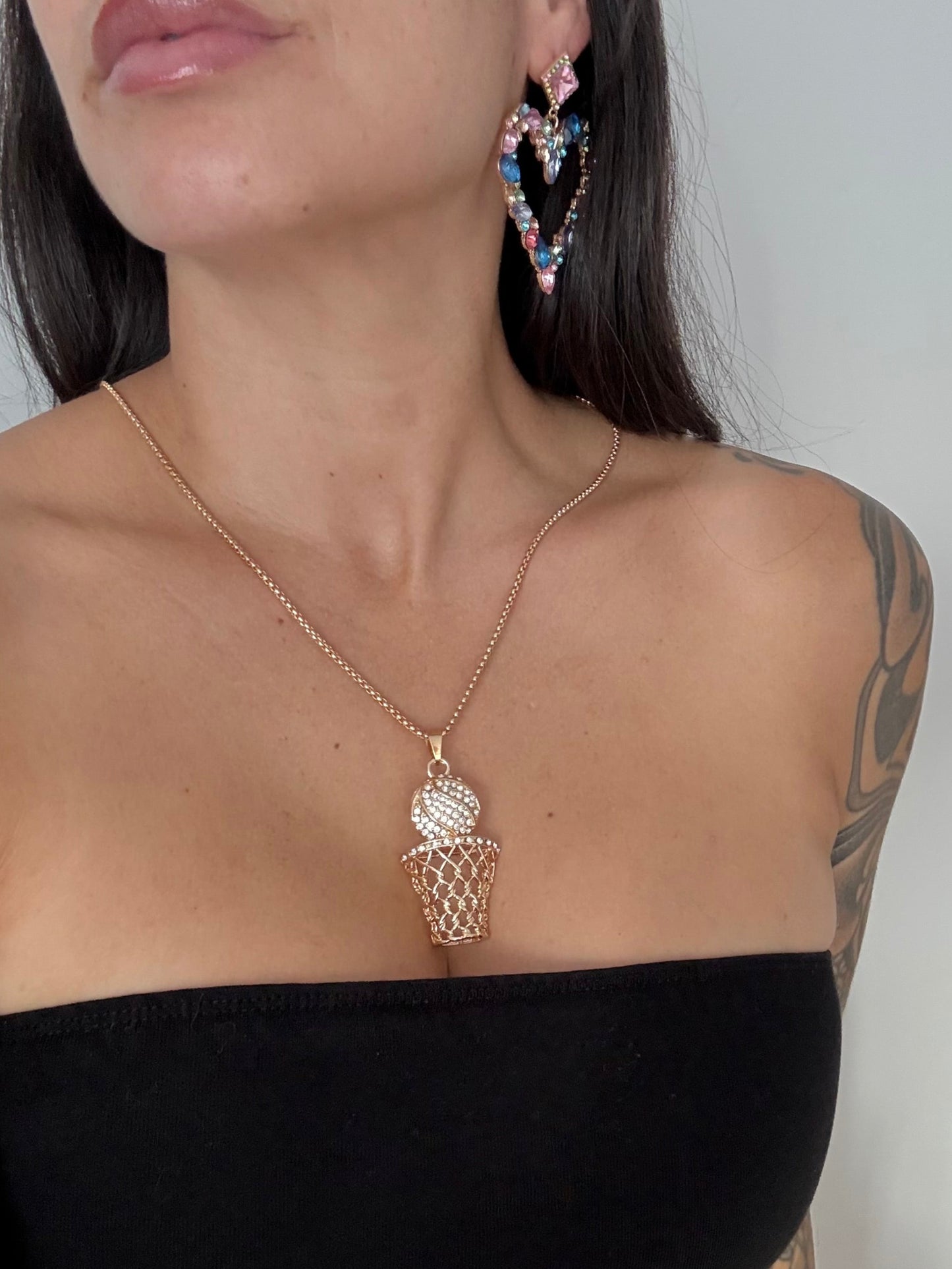 Collier créoles plaqué or Noir NYC Iced out