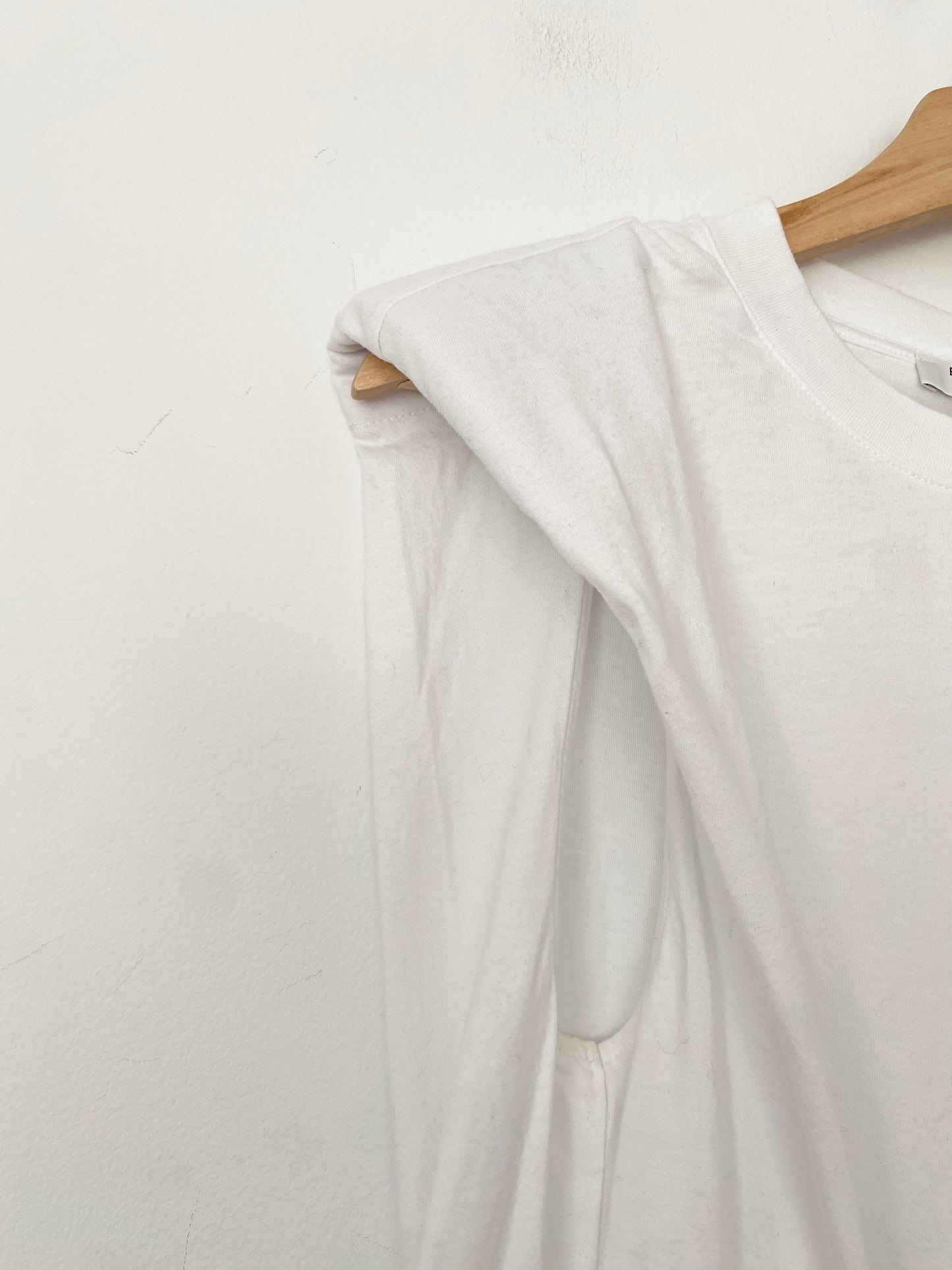 T-shirt a épaules embourrées Babaton Small
