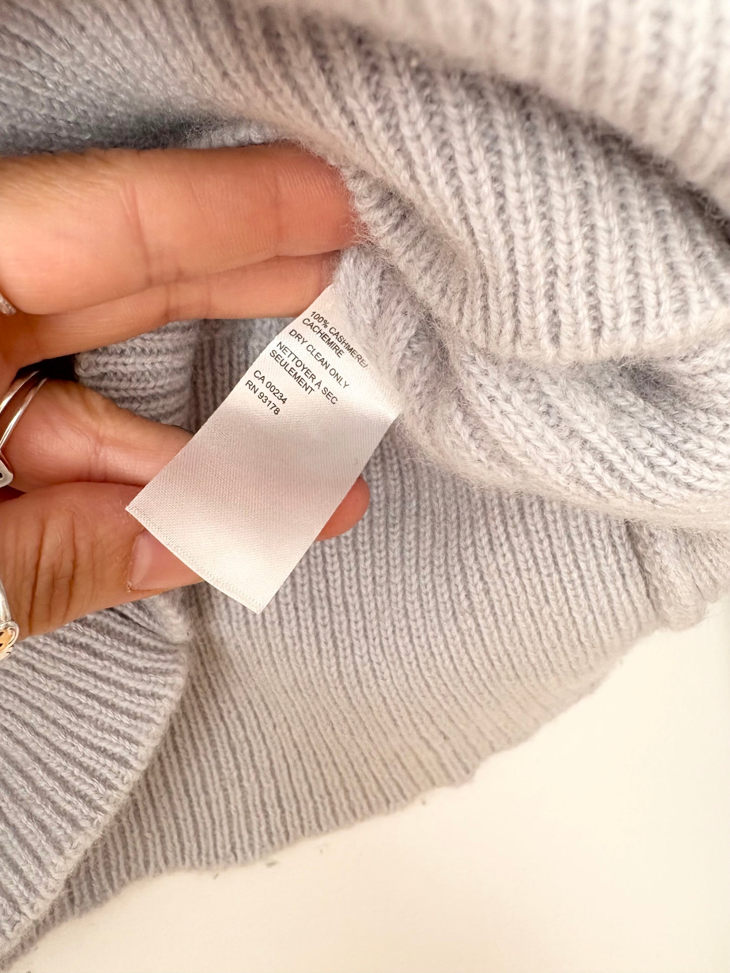 Pull en cachemire torsadé Saks Fifth Avenue Medium
