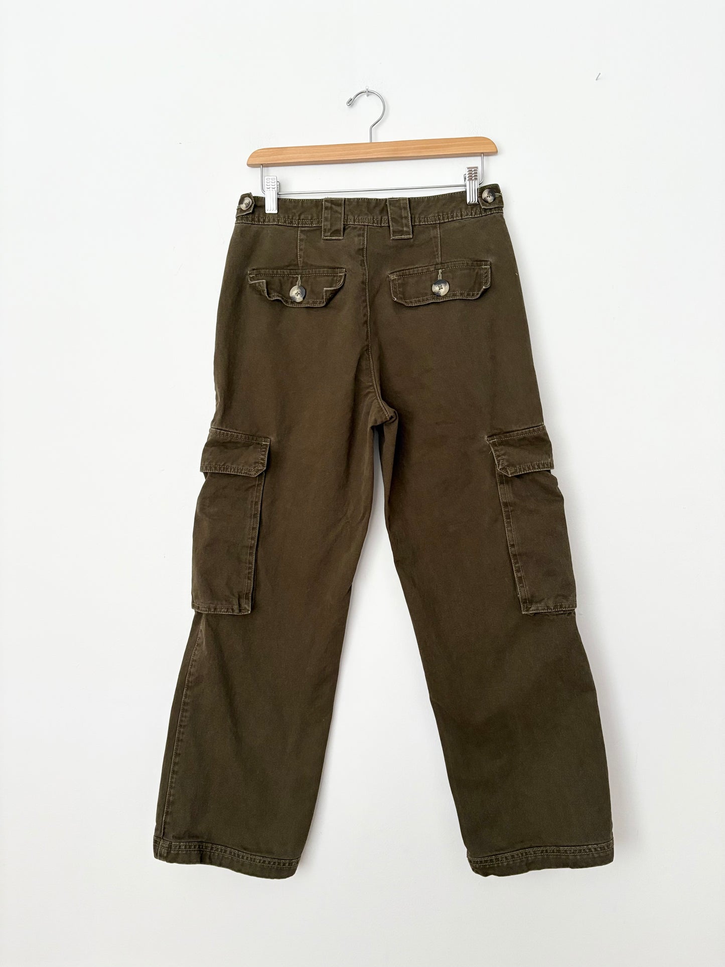 Jean cargo Livom à jambes larges W27/28