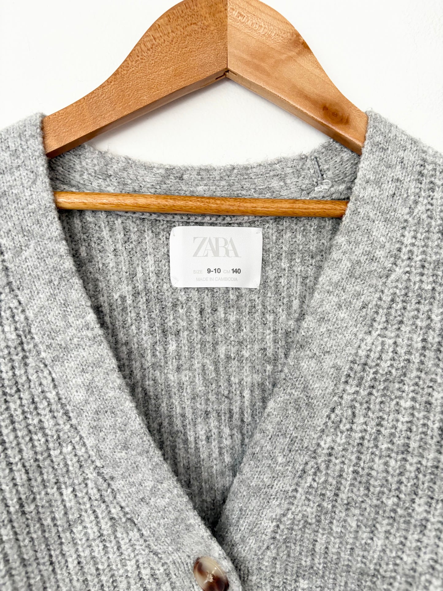 Zara knit cardigan 9-10Y