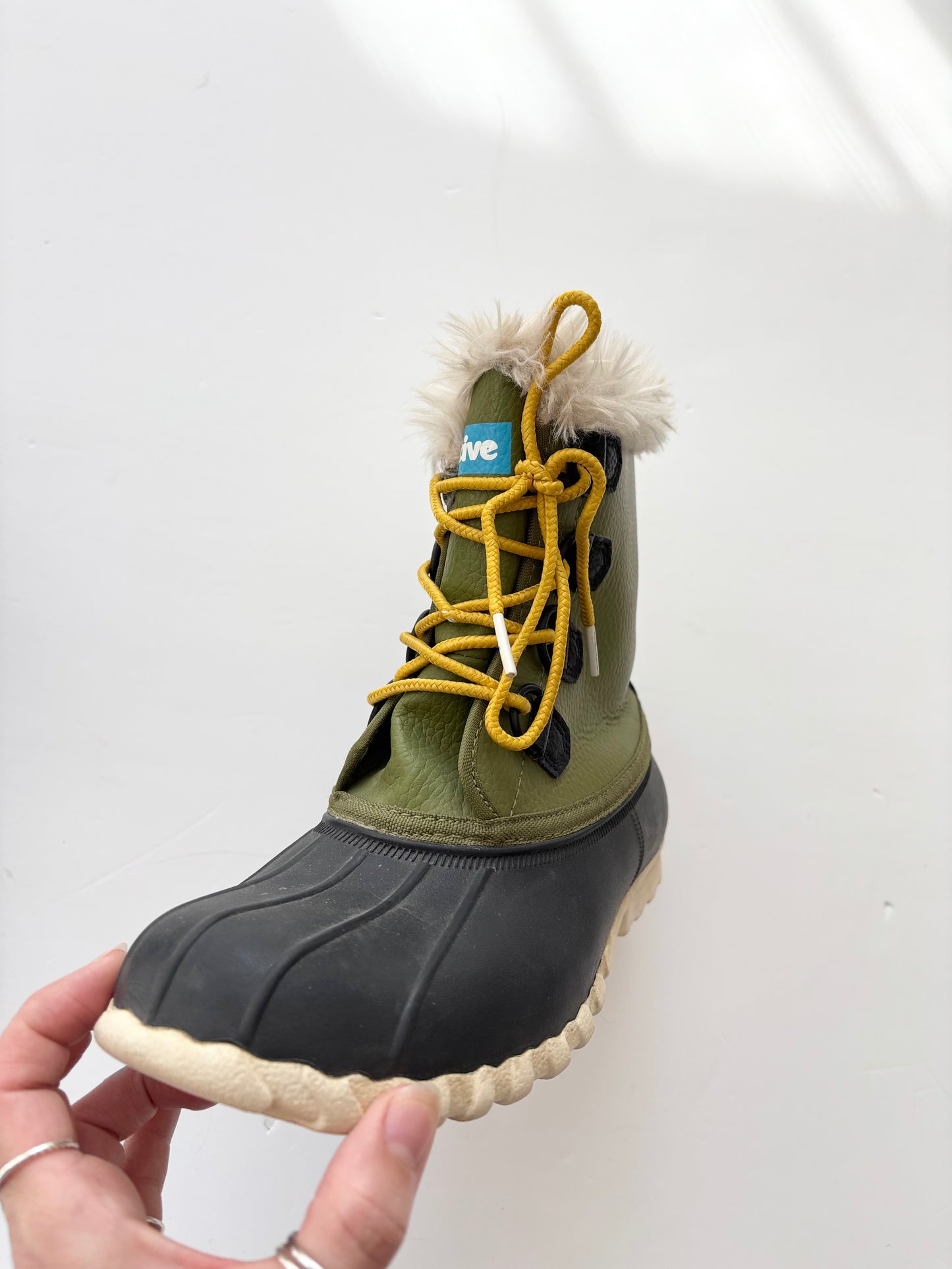 Native Jimmy 2.0 winter boots EUR35.5