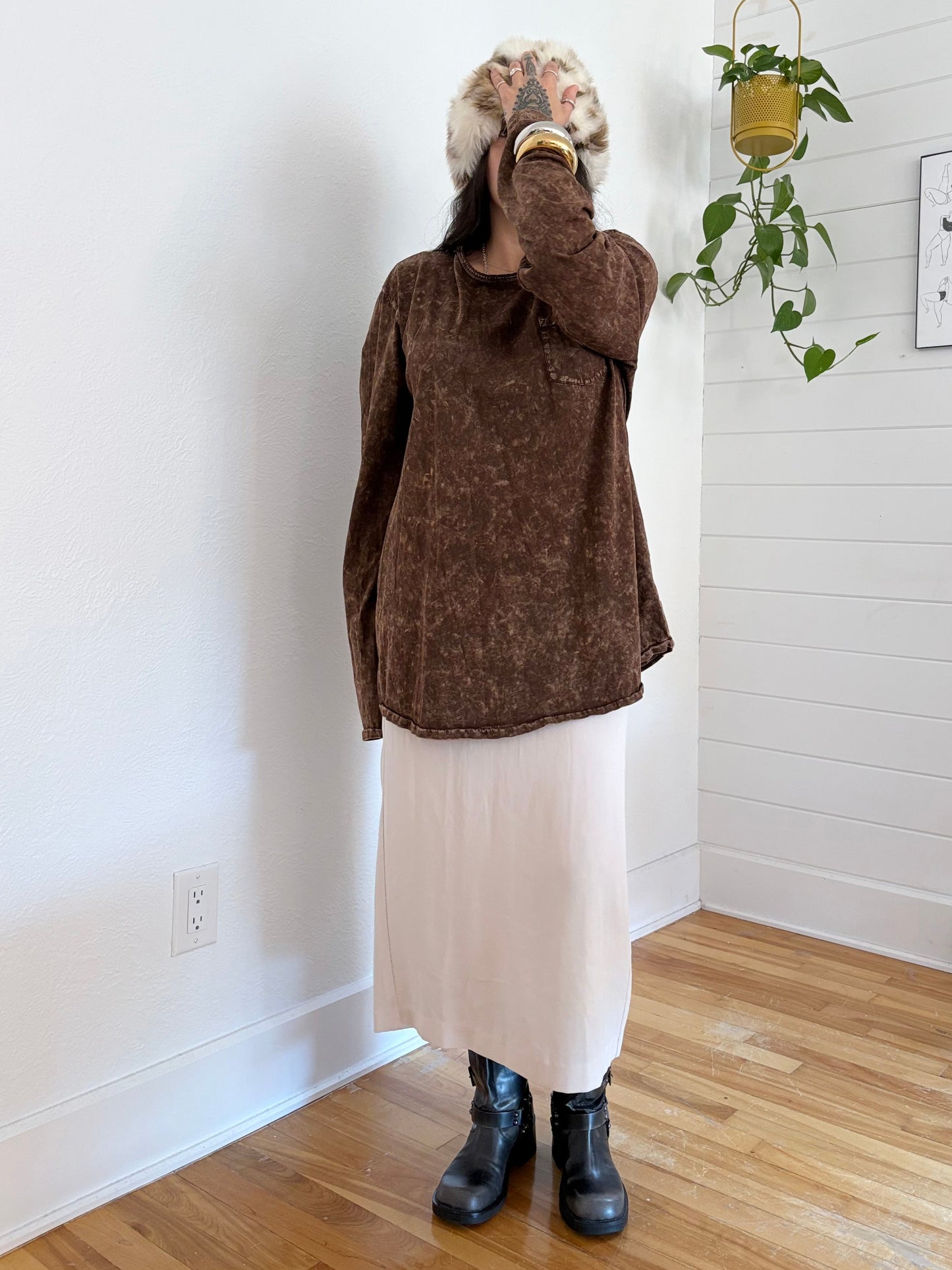 Babaton Immaculate mid rise crepe skirt S/M