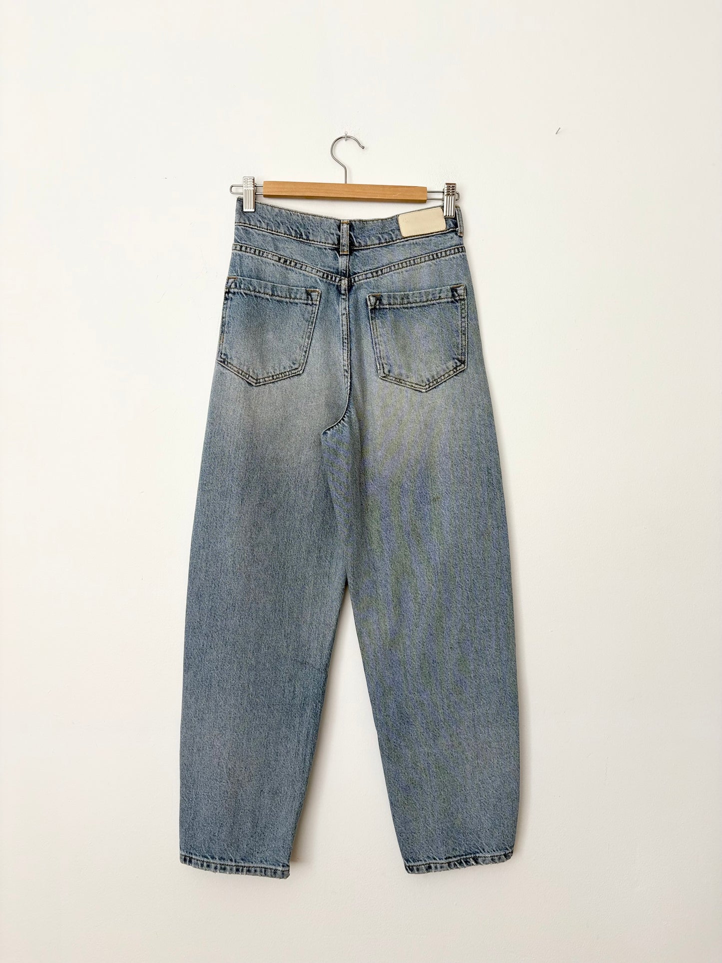 Jean barrel Whistles délavage clair W24