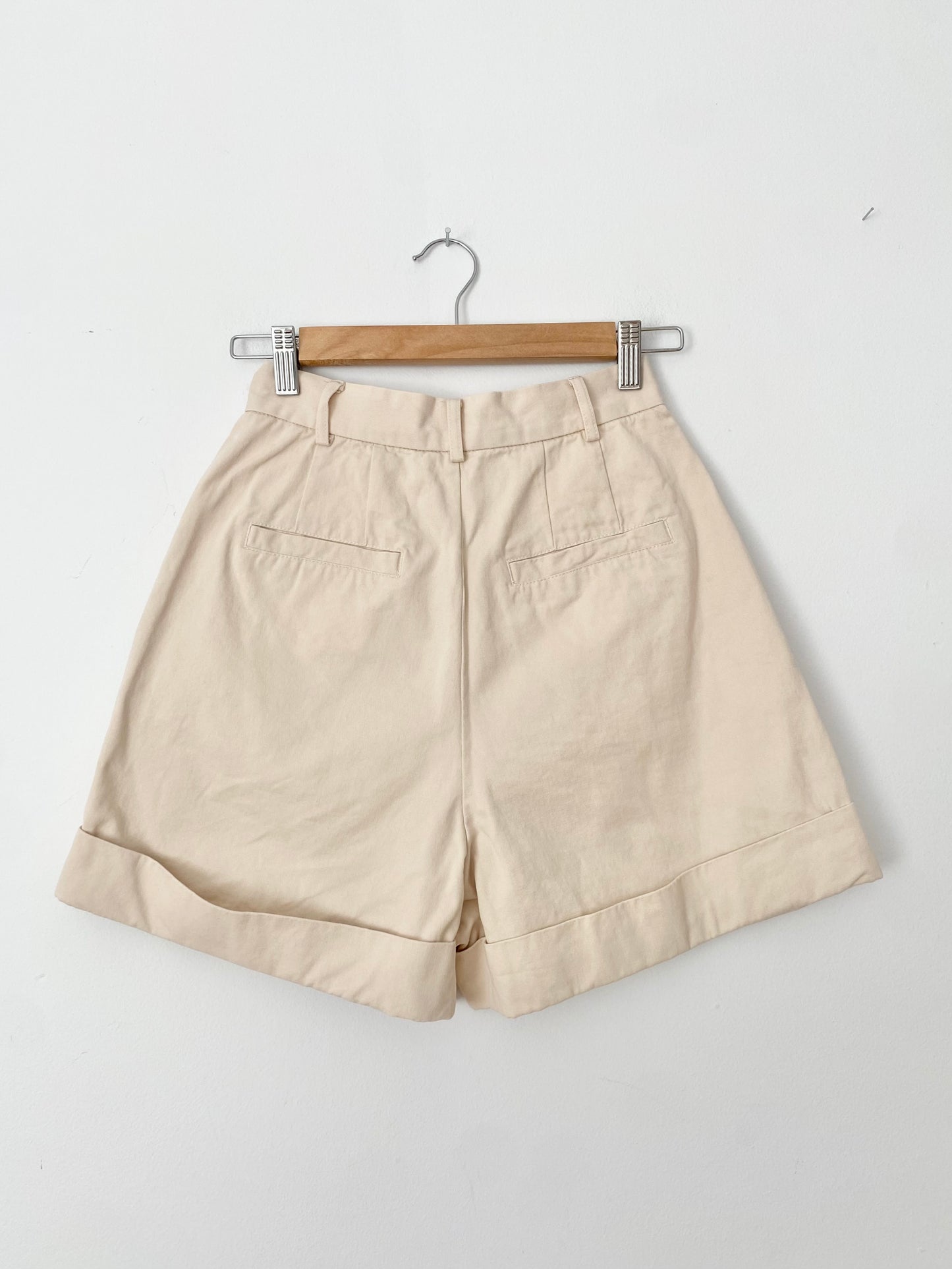 Moussy pleated shorts W24