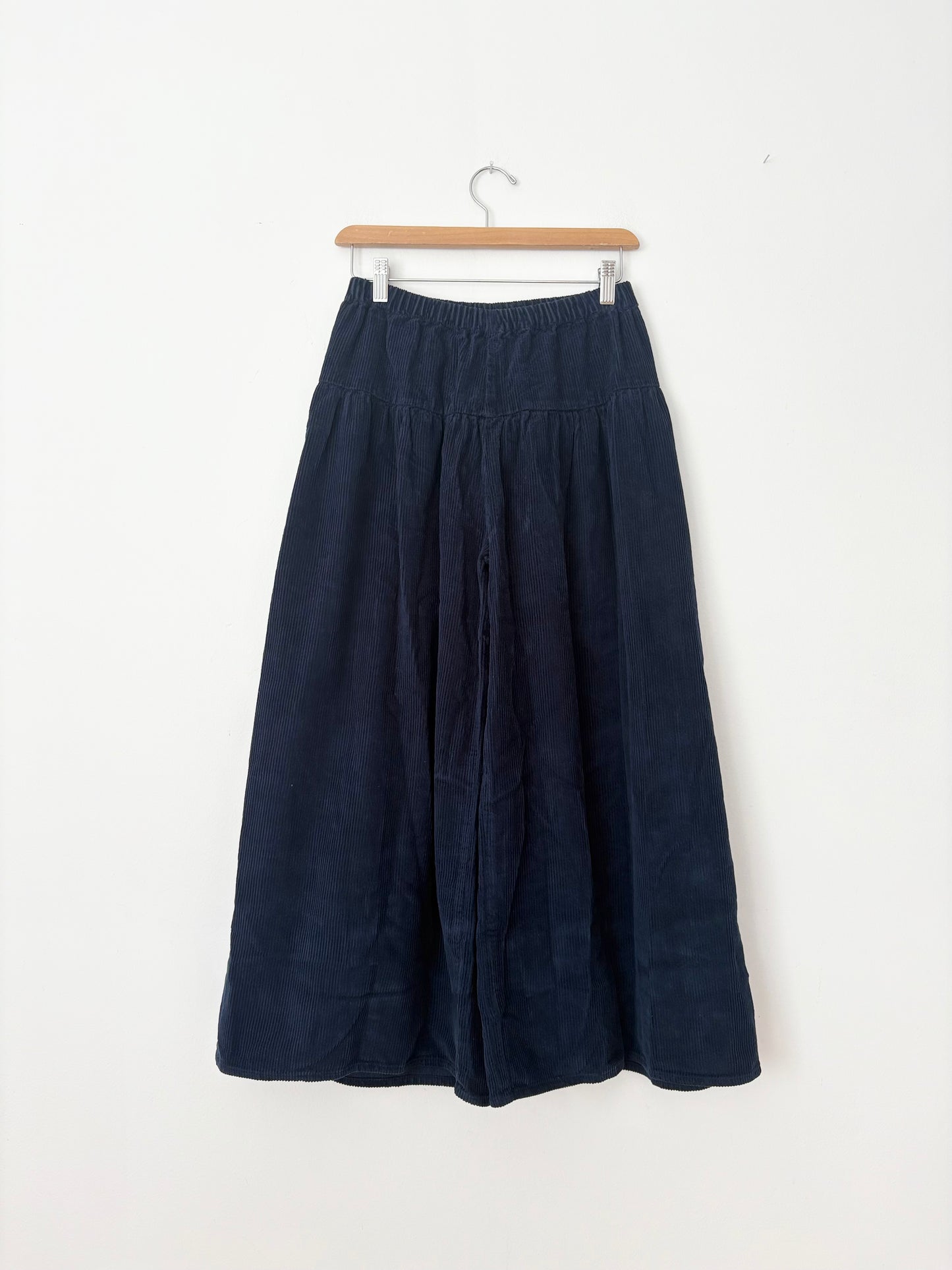 The simple folk corduroy culottes S/M