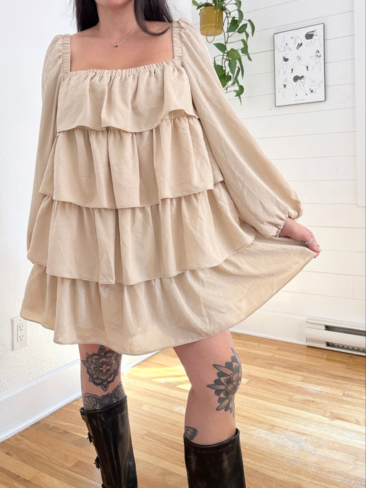 Weworewhat tiered long sleeve square neck dress M/L