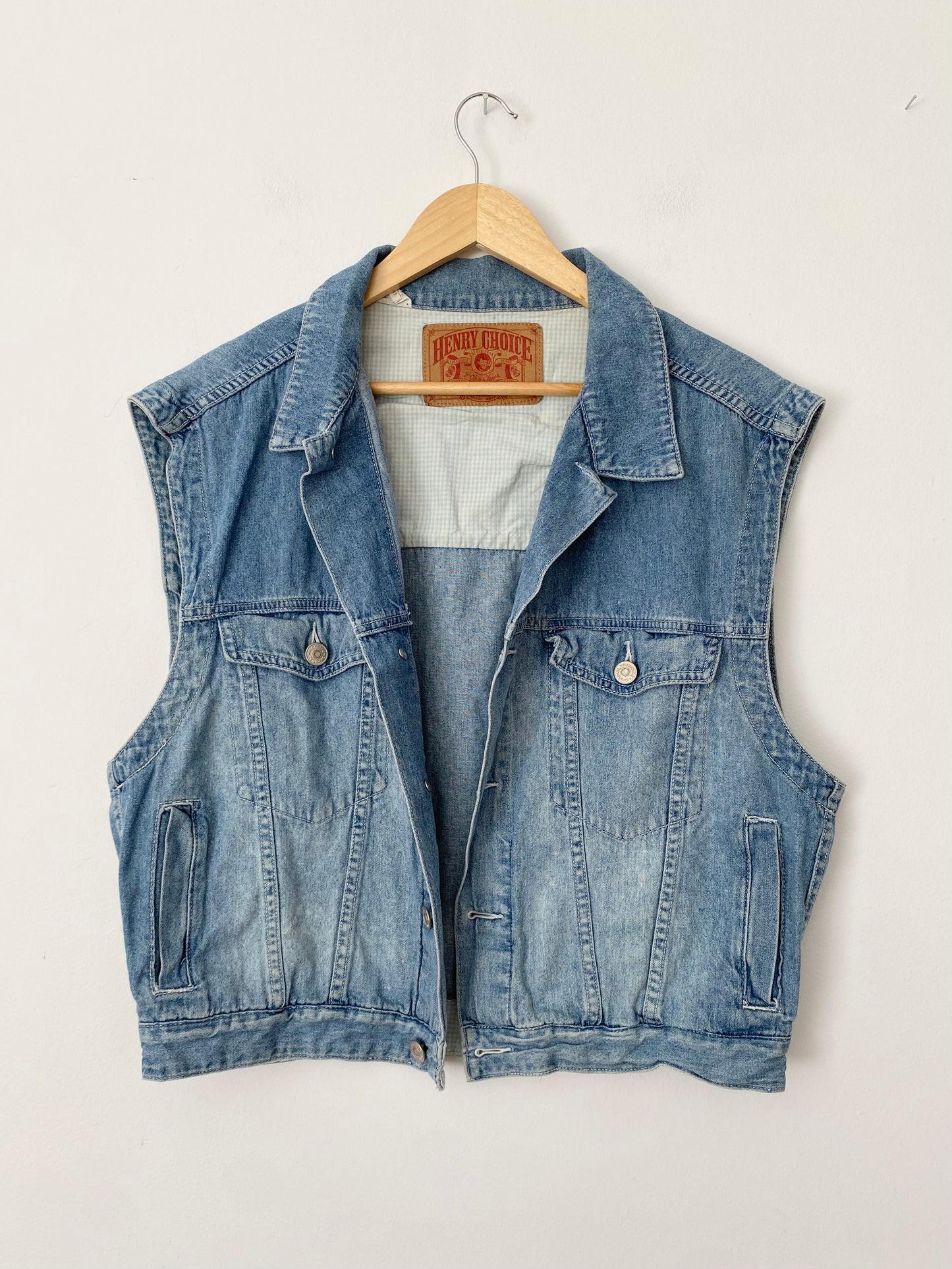 Vintage sleeveless denim jacket Large