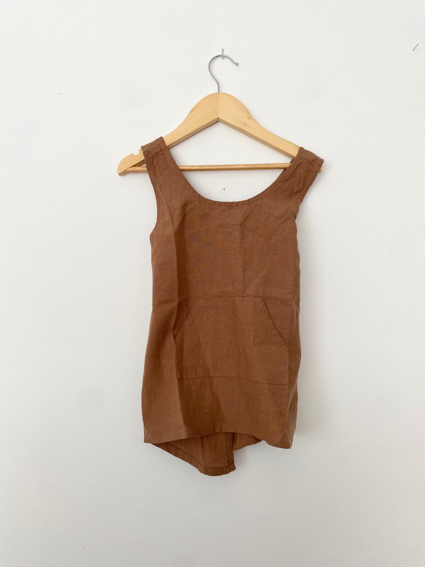 The simple folk linen apron 2/4Y