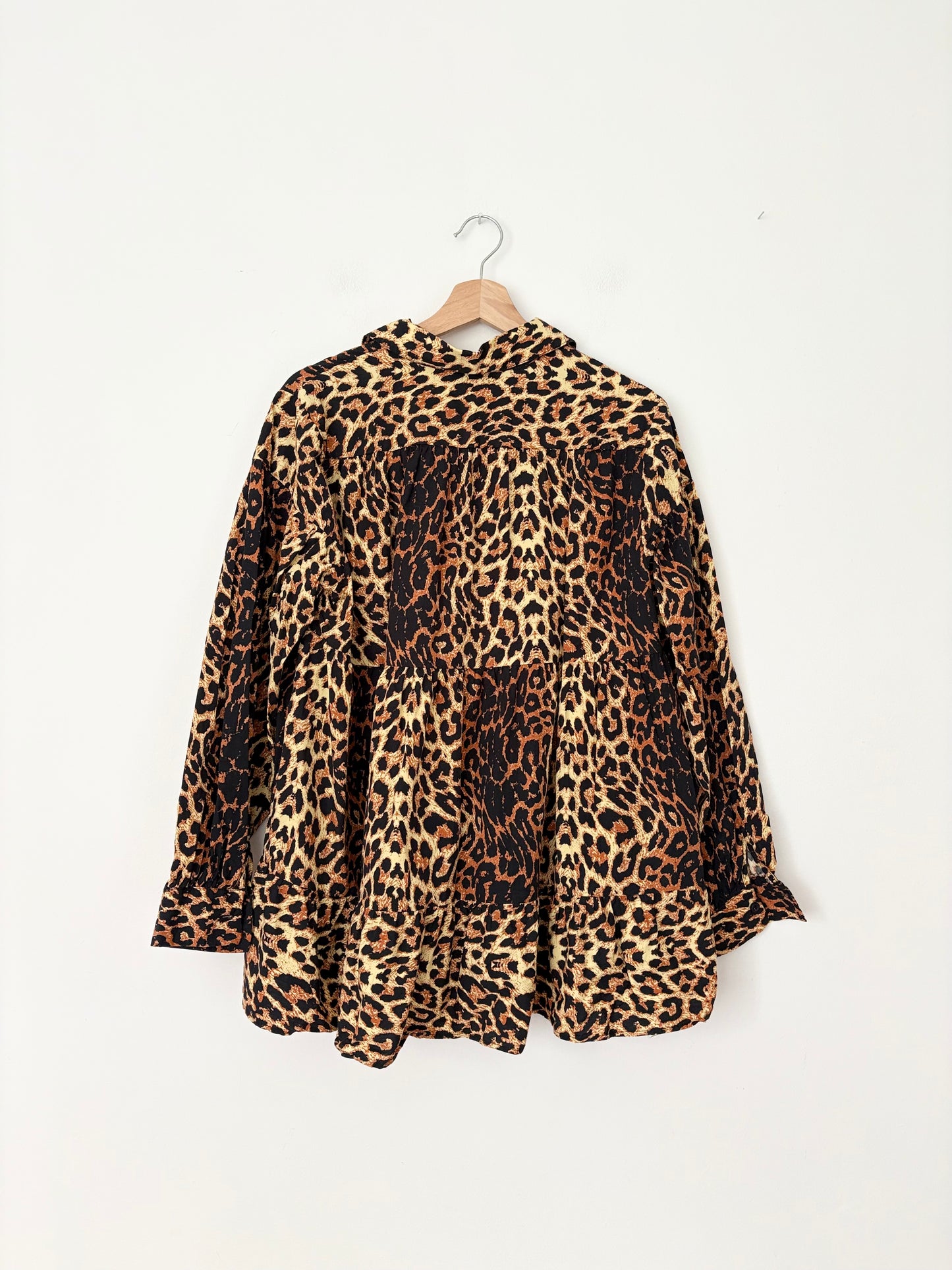 Topshop leopard tiered blouse M/L