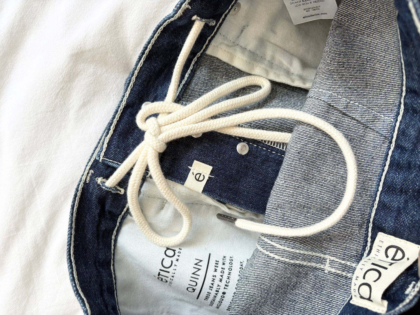 Etica quinn relaxed barrel jeans W25