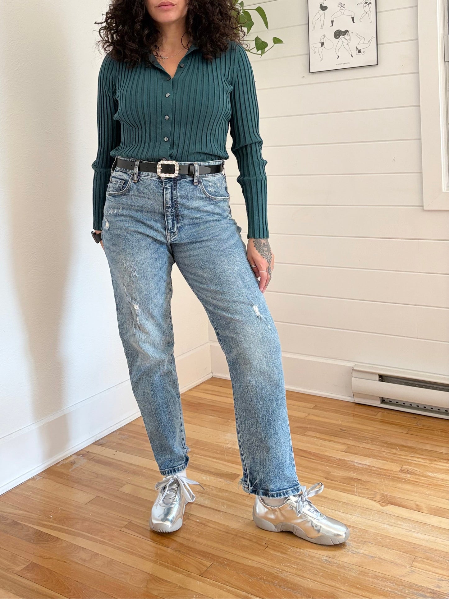 Anthropologie pilcro & the letterpress distressed mom jeans W29