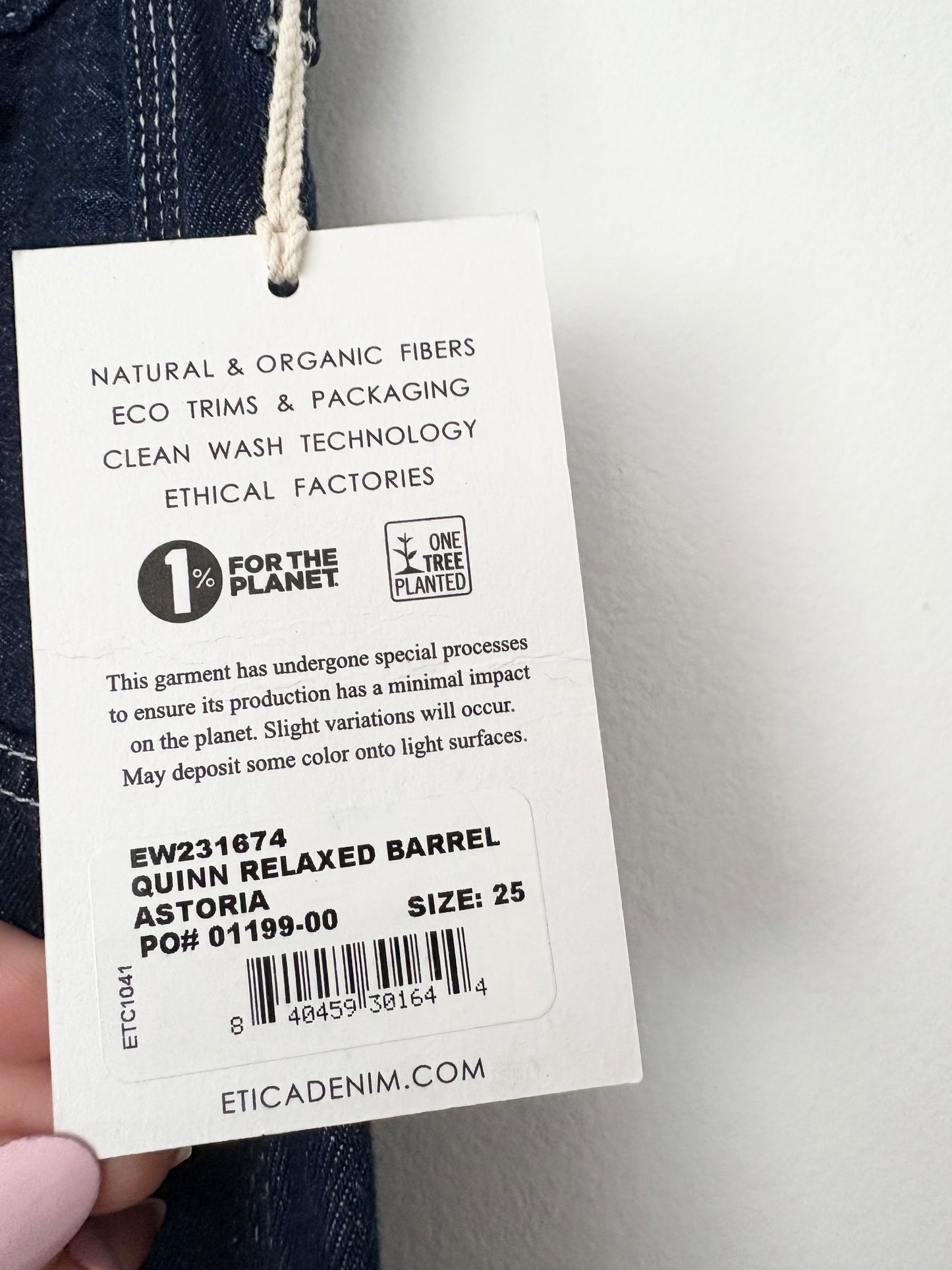 Etica quinn relaxed barrel jeans W25