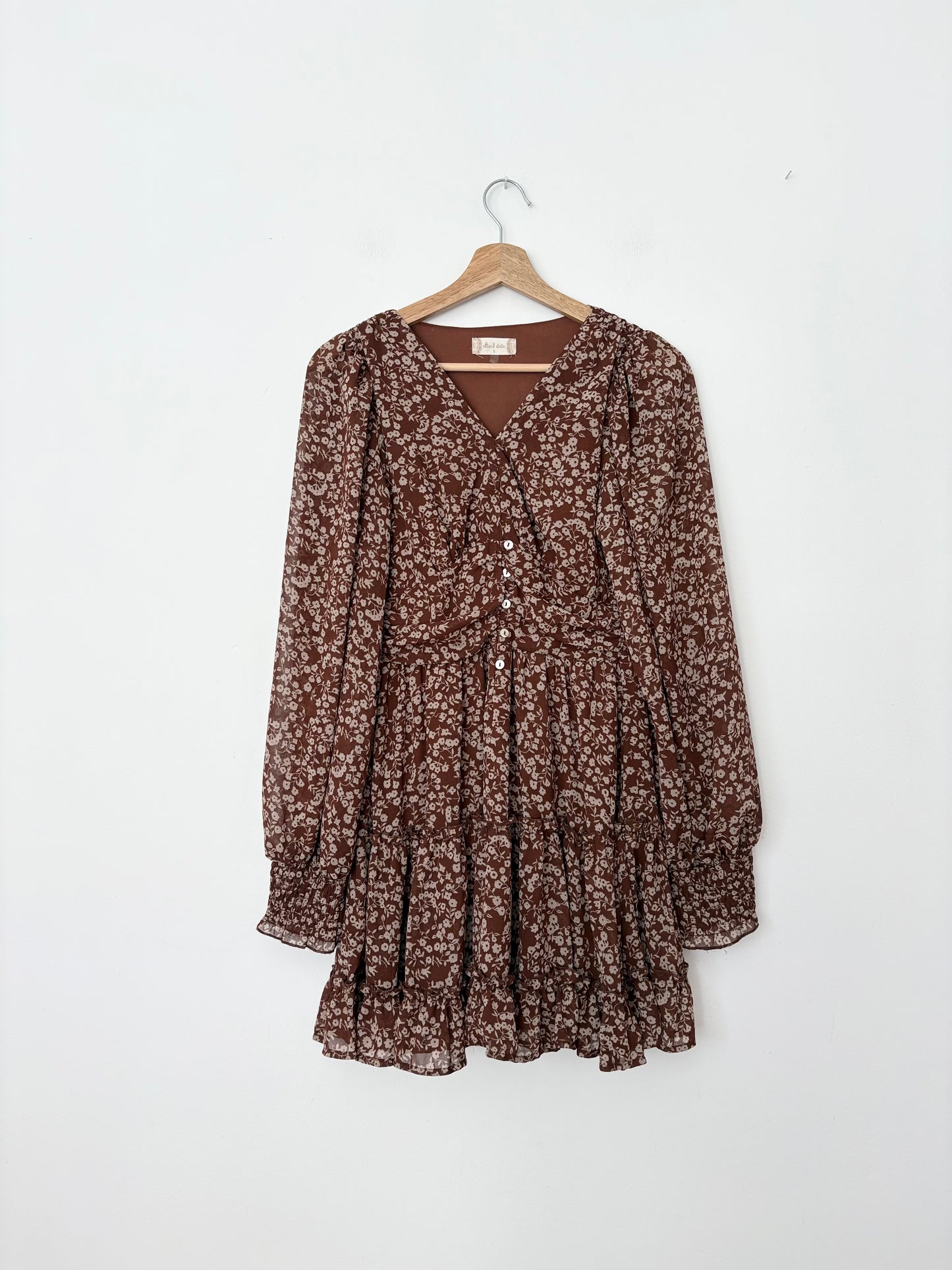 Altar’d state floral tiered dress Small