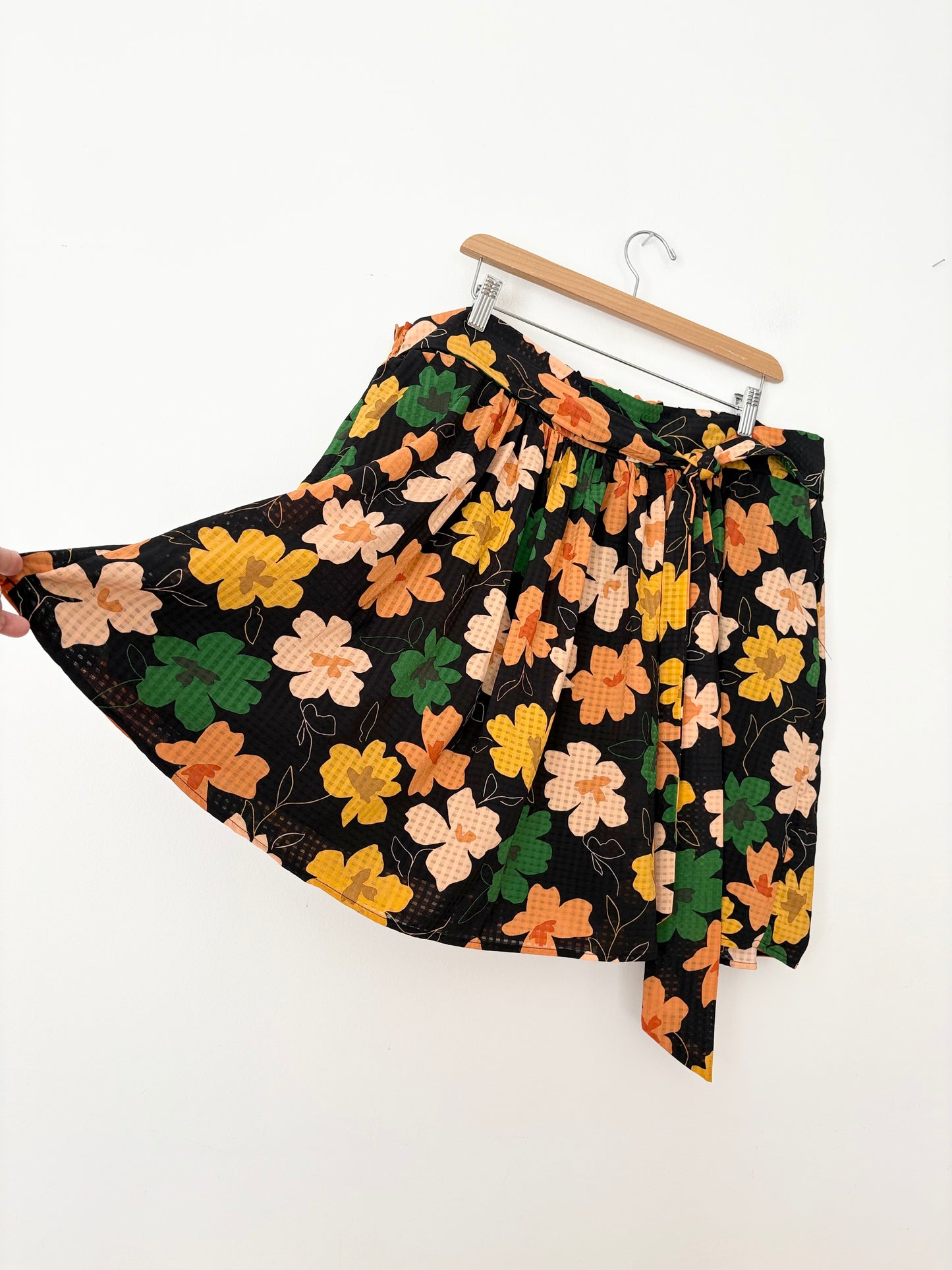 Jupe fleurie nouée sur le devant Whowhatwear 2XL
