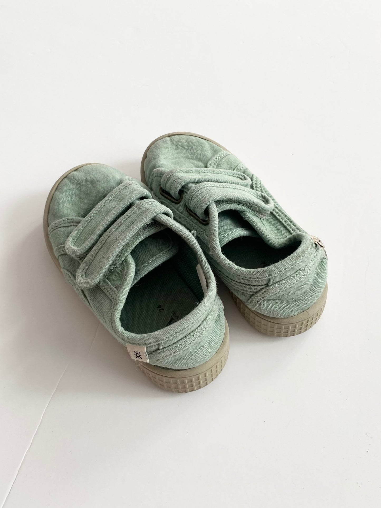 Zara velcro shoes US7