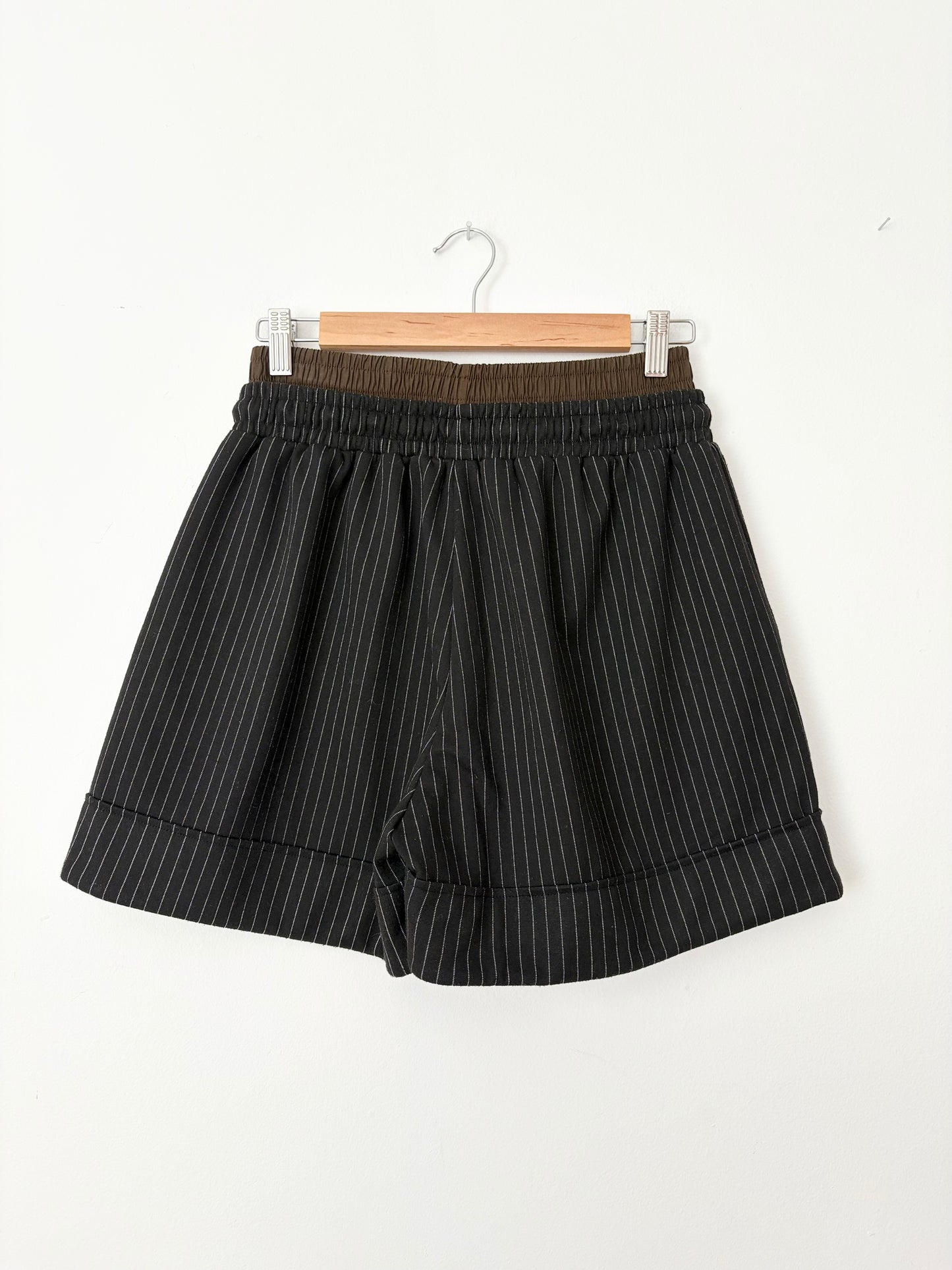 Zara pinstripe boxer shorts Medium