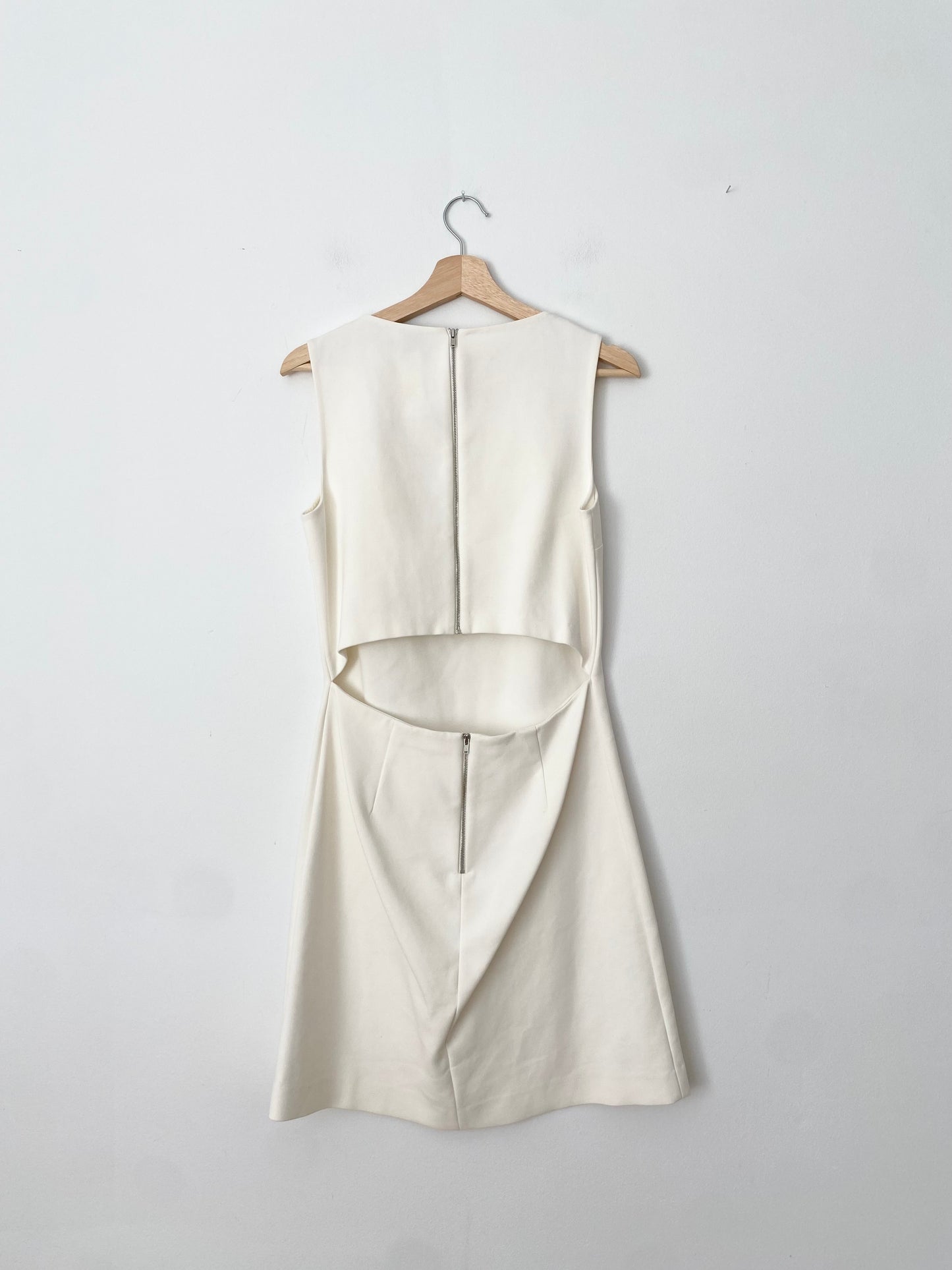 Robe courte droite à découpes dans le dos Theory Emison, grande taille