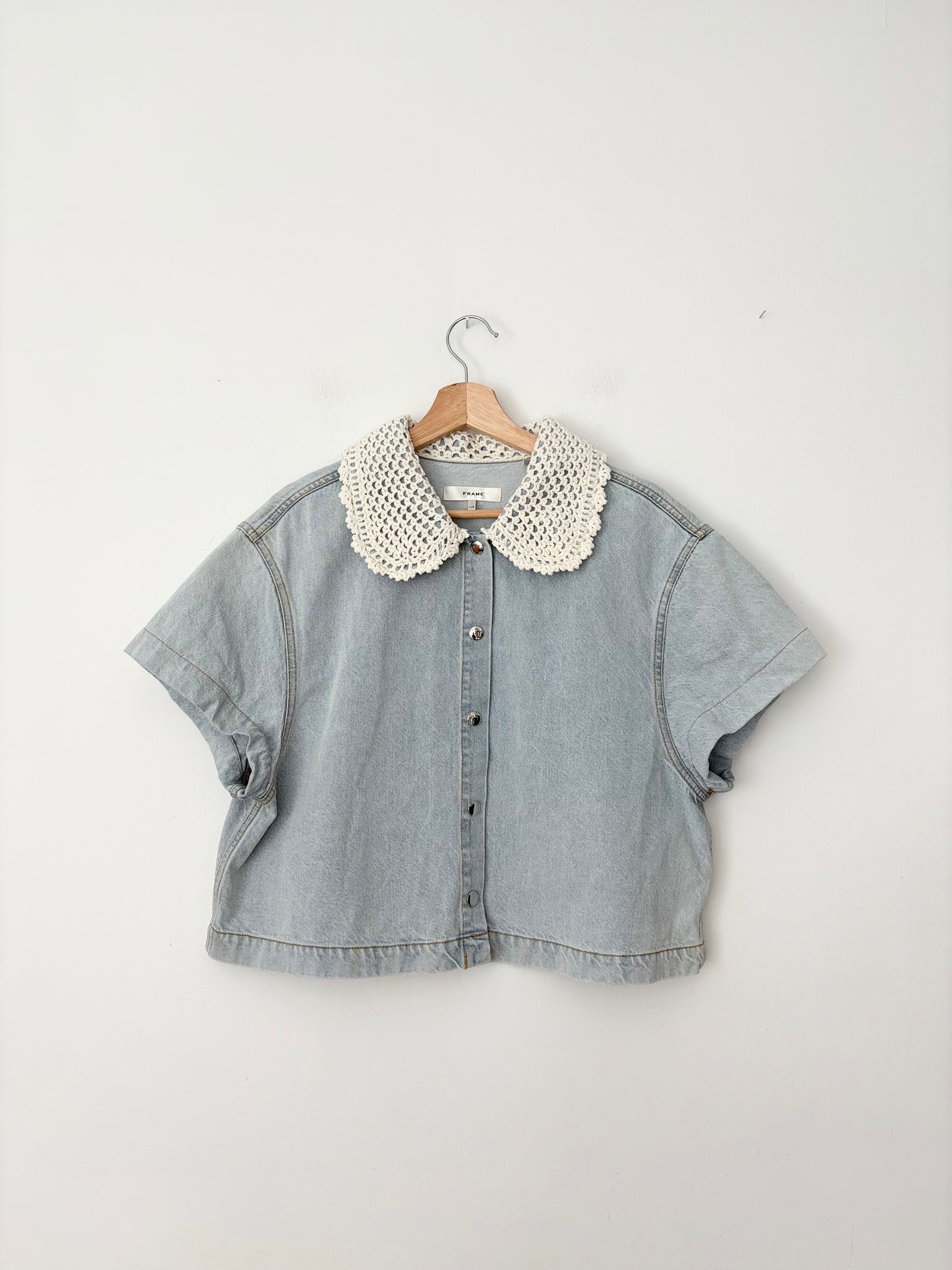 FRAME the crochet collar shirt Large
