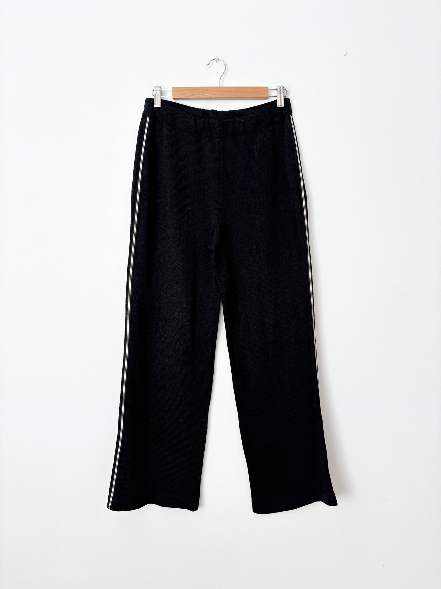 Pantalon en tricot de laine à rayures latérales St John S/M